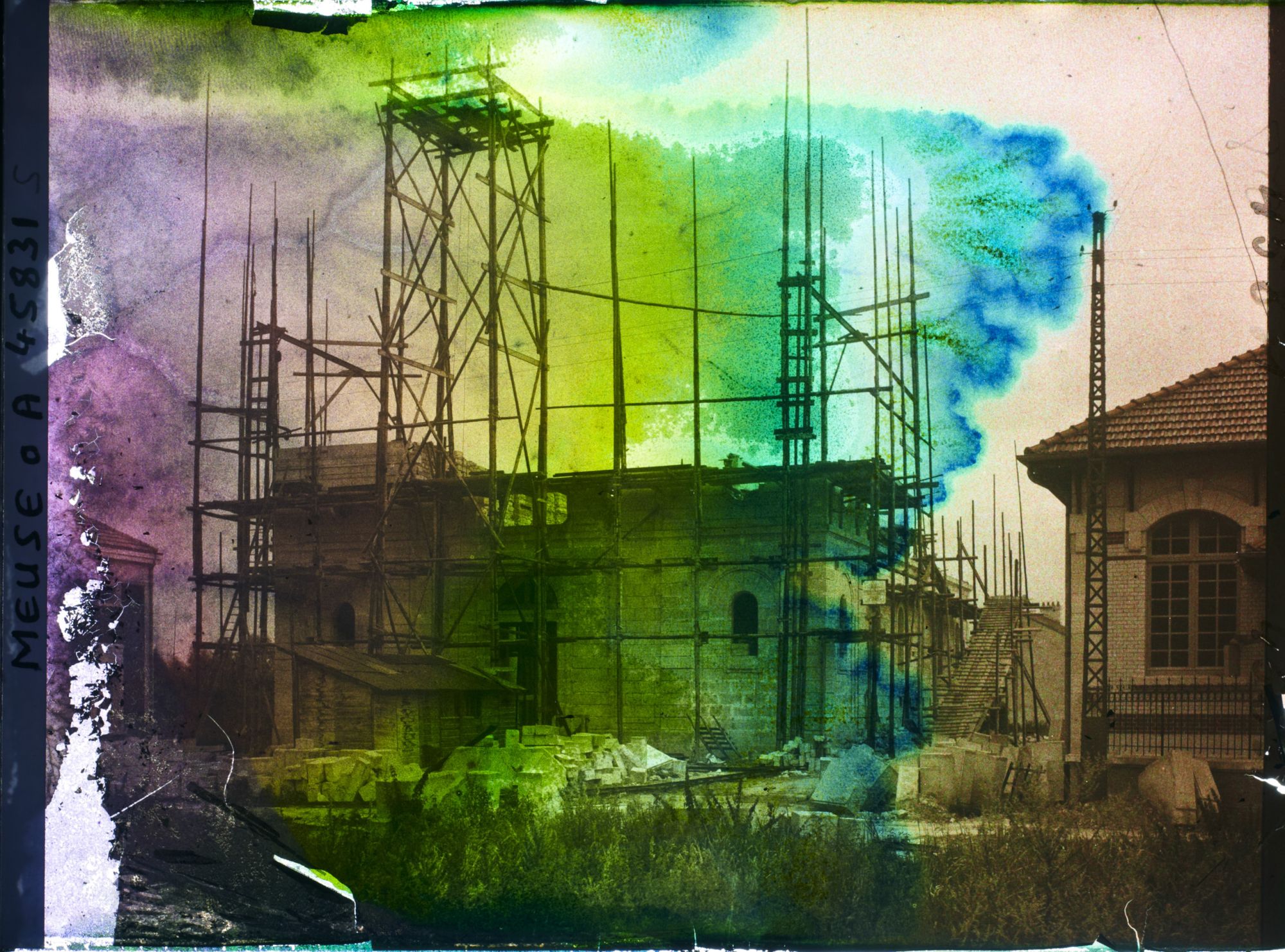 Image représentant France, Fresnes en Woëvre, Eglise en Reconstruction