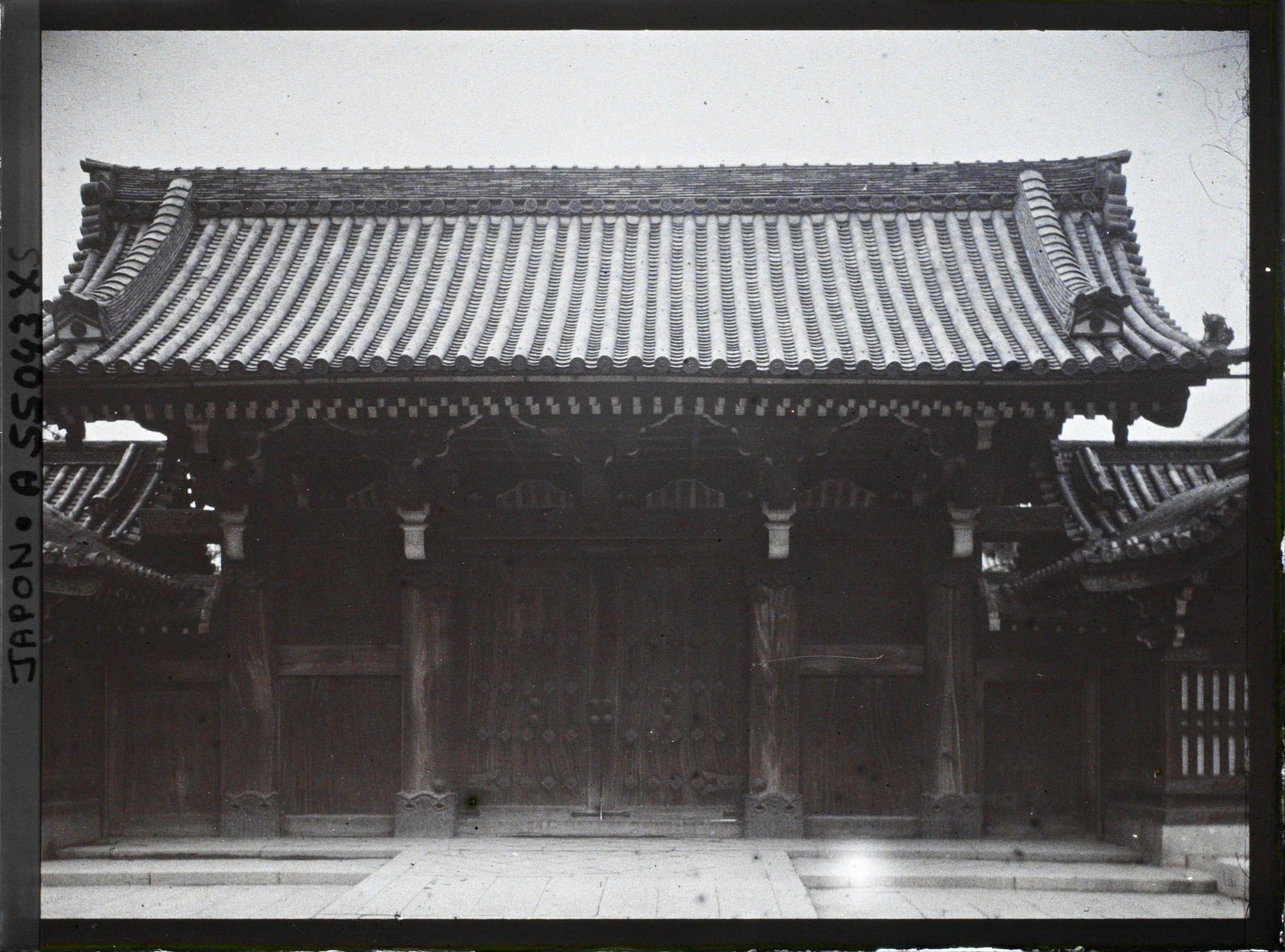 Image représentant Temple Nishi Honganji : porte de la Salle du Fondateur (Goei-dô mon)