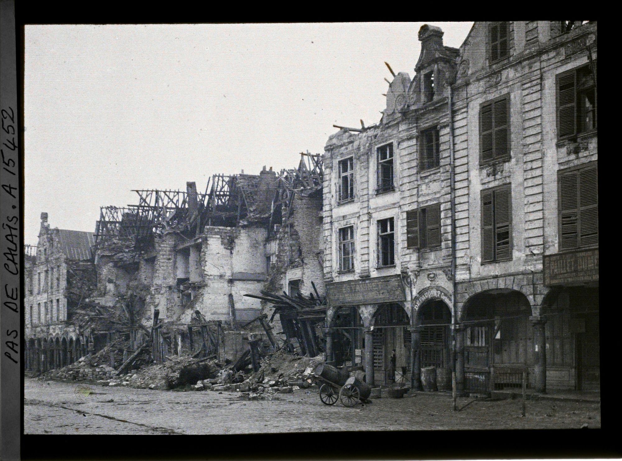 Image représentant France, Arras, La Petite Place