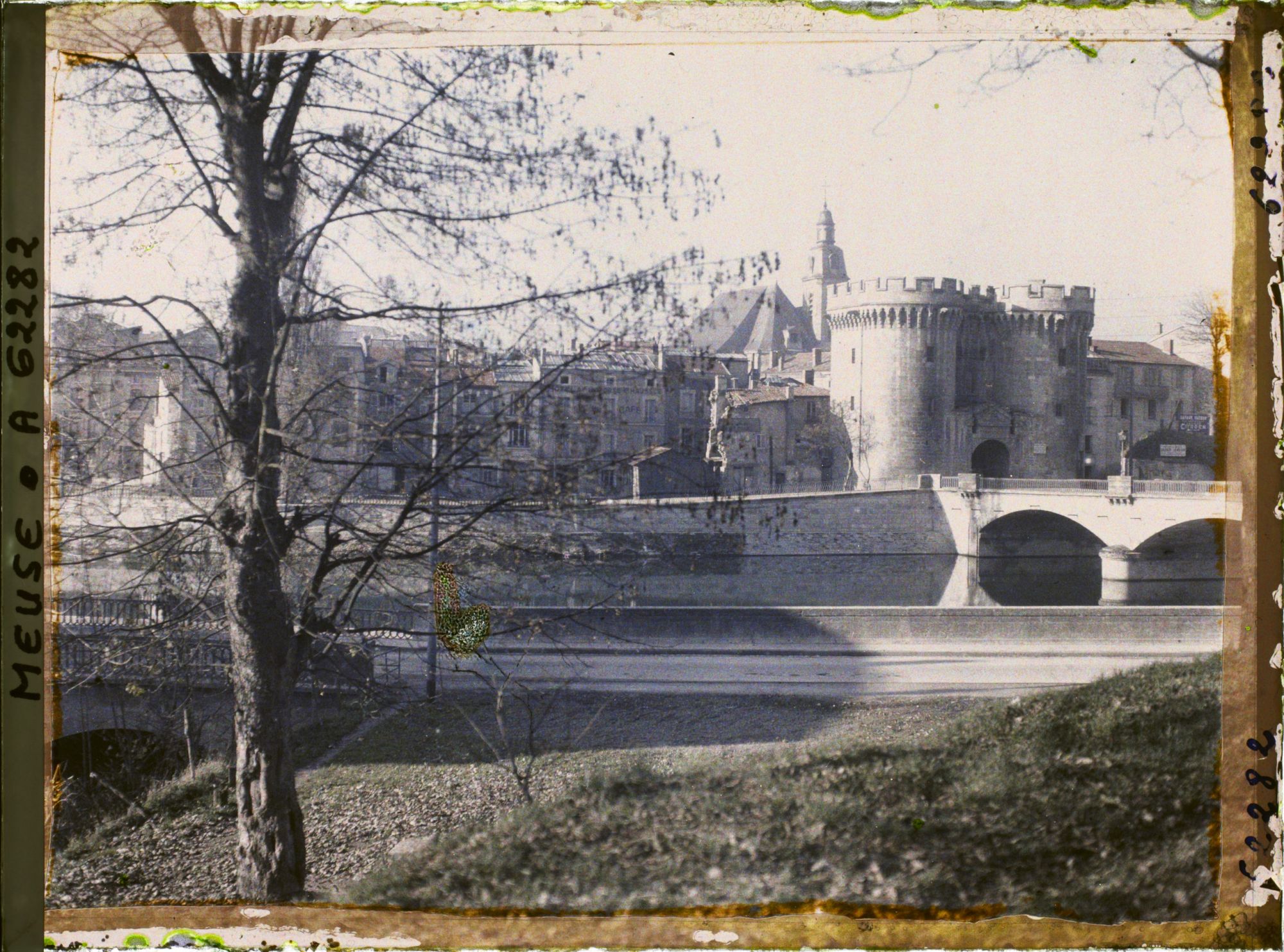 Image représentant Meuse, Verdun, Vue prise s/le Pont et la Porte Chaussée