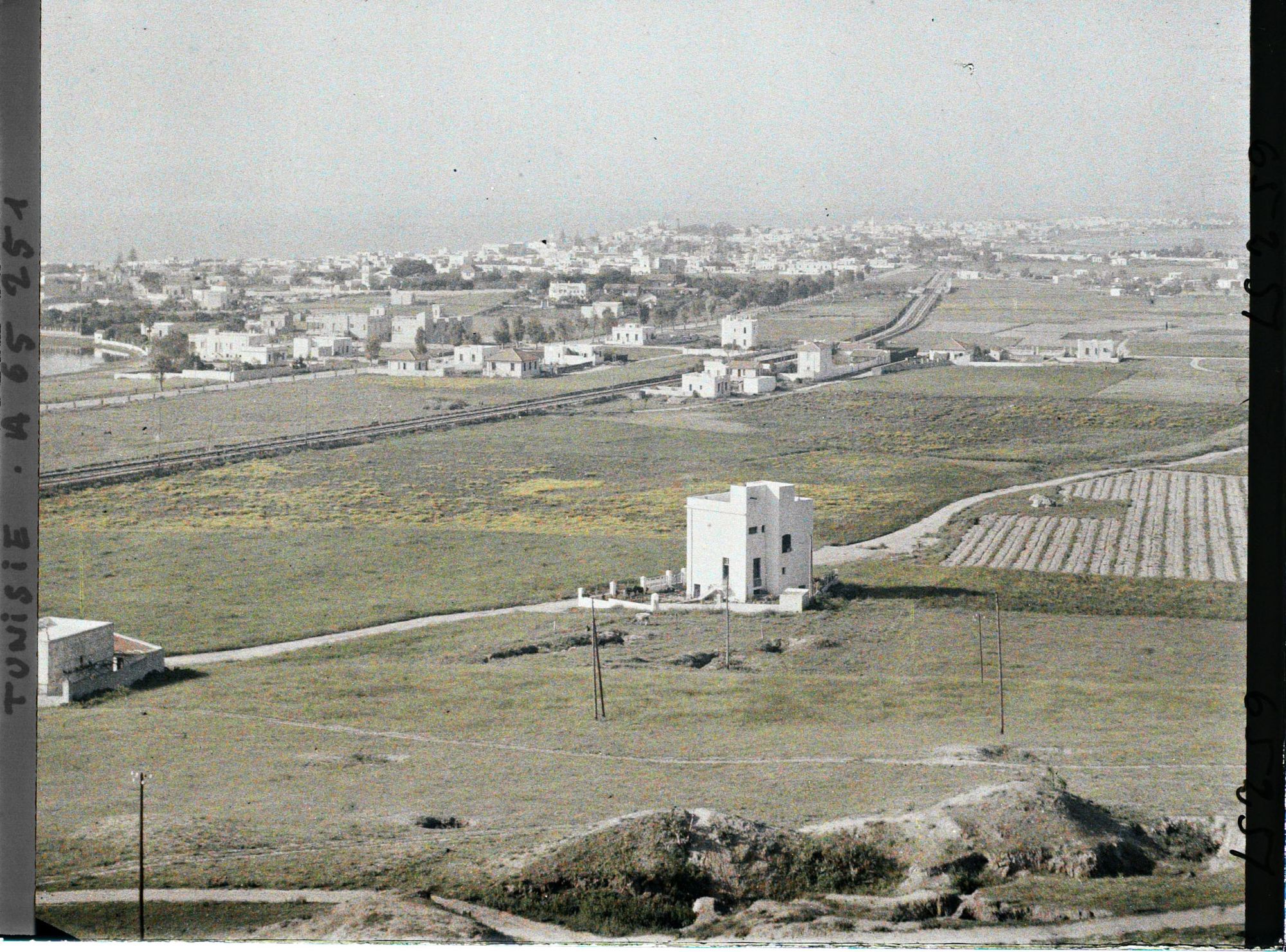 Image représentant Vue générale vers la Goulette prise depuis la colline de Saint-Louis