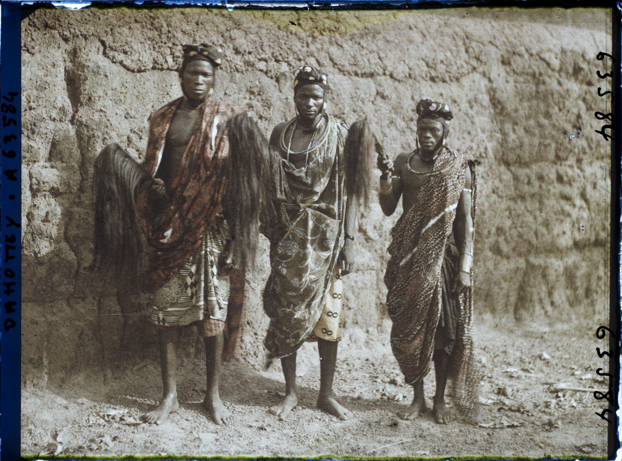 Image représentant Trois féticheurs de Zomadonou