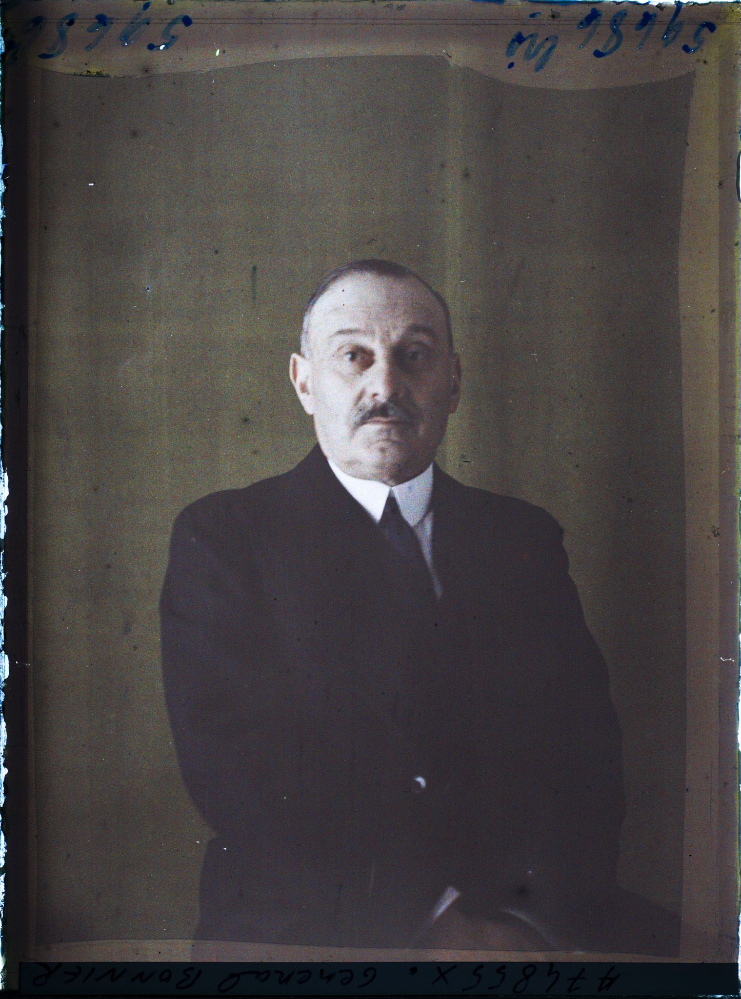 Image représentant https://musee-albert-kahn.s-museum.fr/home/NWQ2OTAwYzNmYjZlZTk1ZWQwODJmMjY4L2dlbmVyaWMtbm90aWNlLXRhYi9hdXRob3JpdHkvNjE3YTc5ZjVjZjhiODk2OGIzMzM3ZDIx/5d6900c3fb6ee95ed082f268/generic-notice-tab/authority/617a79ebcf8b8968b3336948 Le Général Gaetan Bonnier