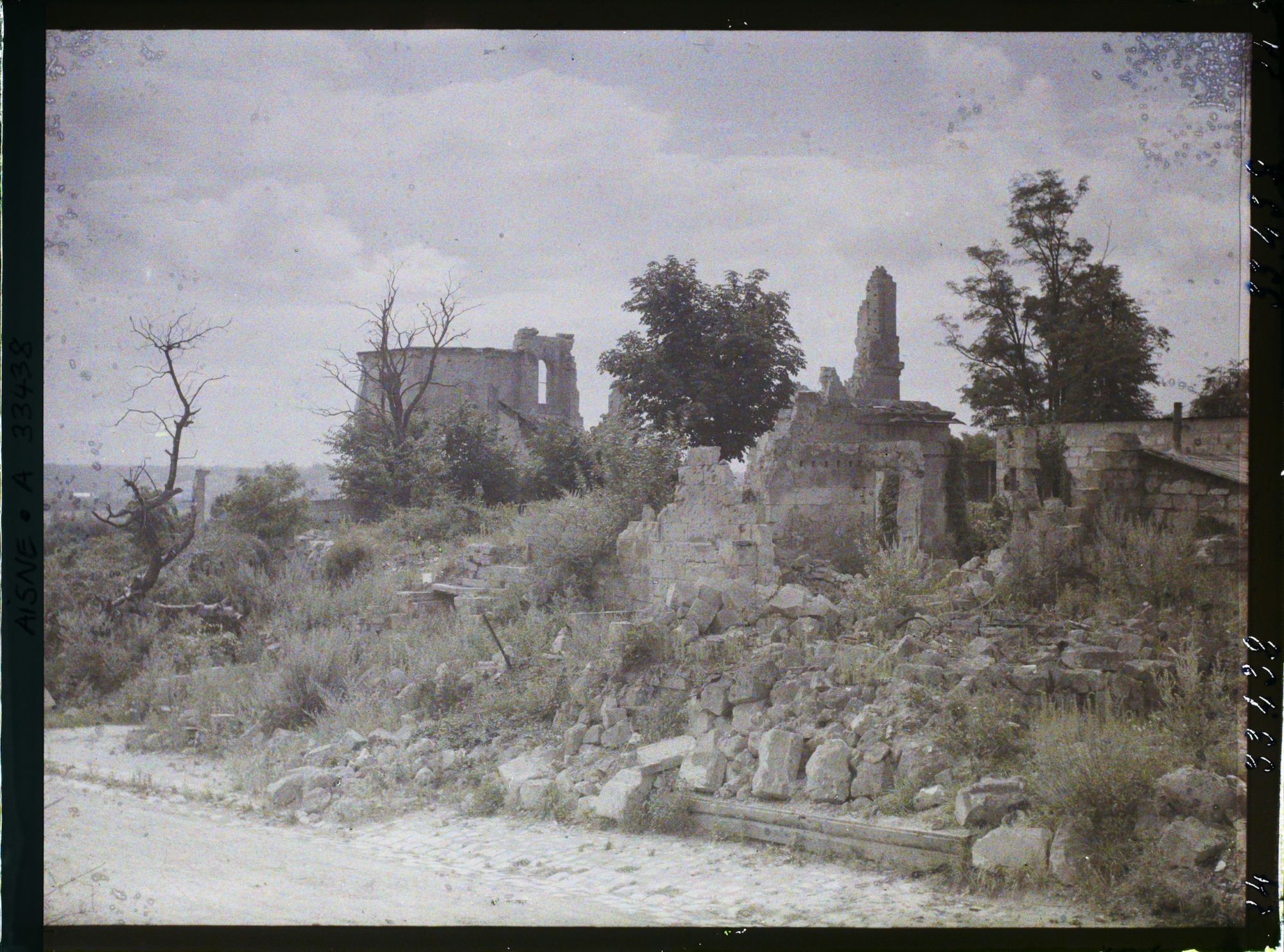 Image représentant France, Folembray, Les ruines de l'Eglise