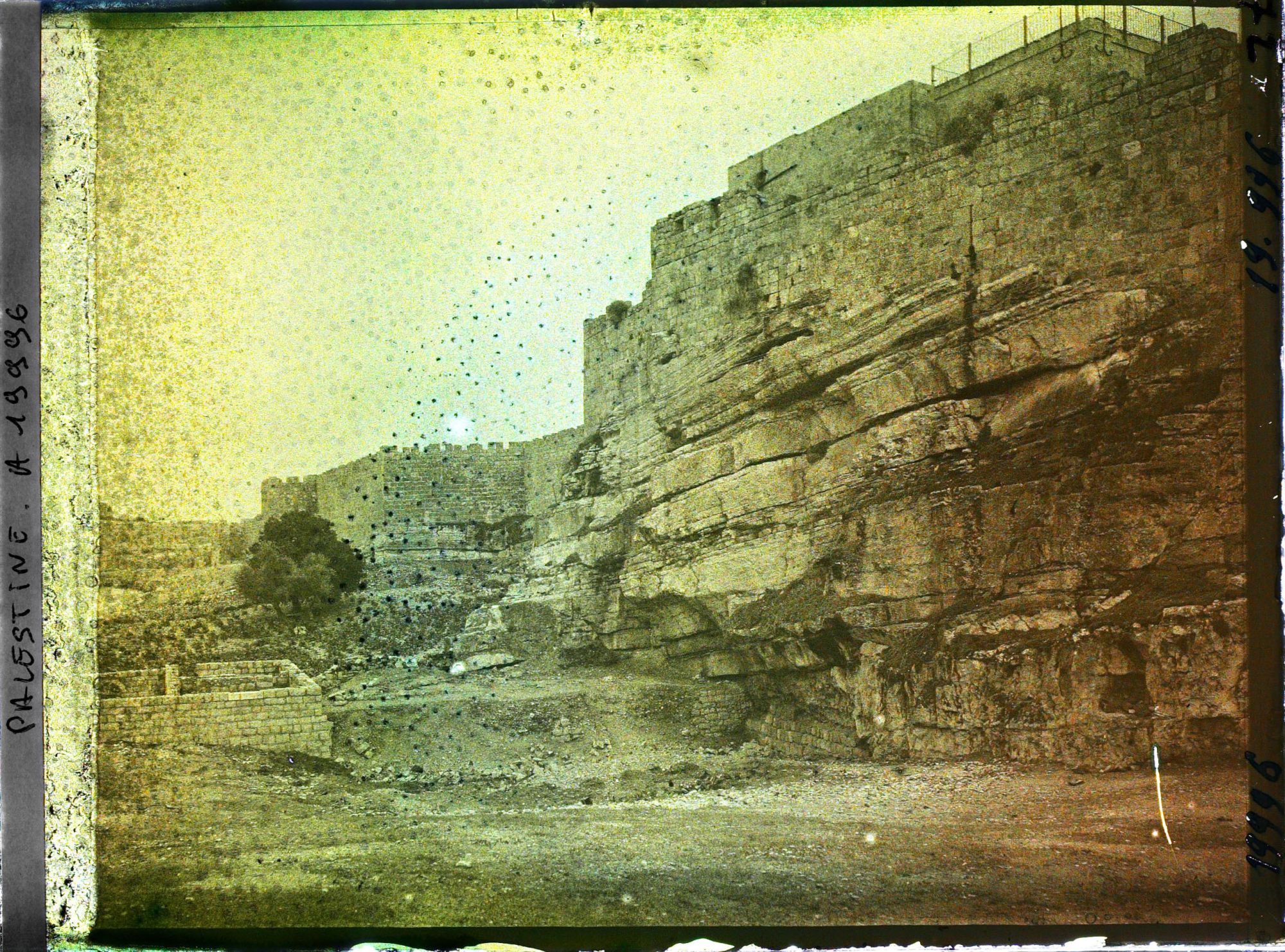 Image représentant Remparts nord de l'enceinte de la vieille ville