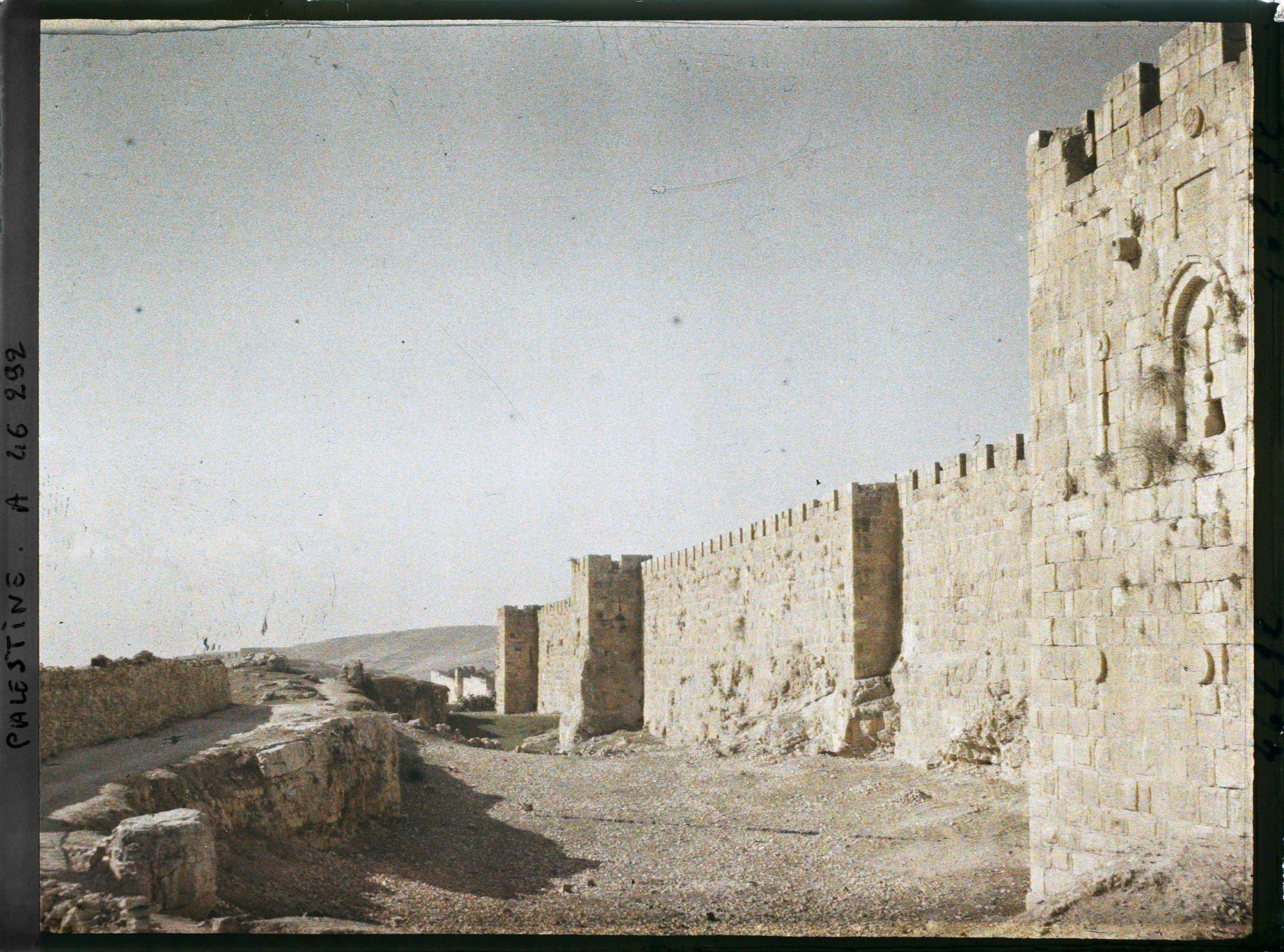 Image représentant Une partie des remparts de la ville