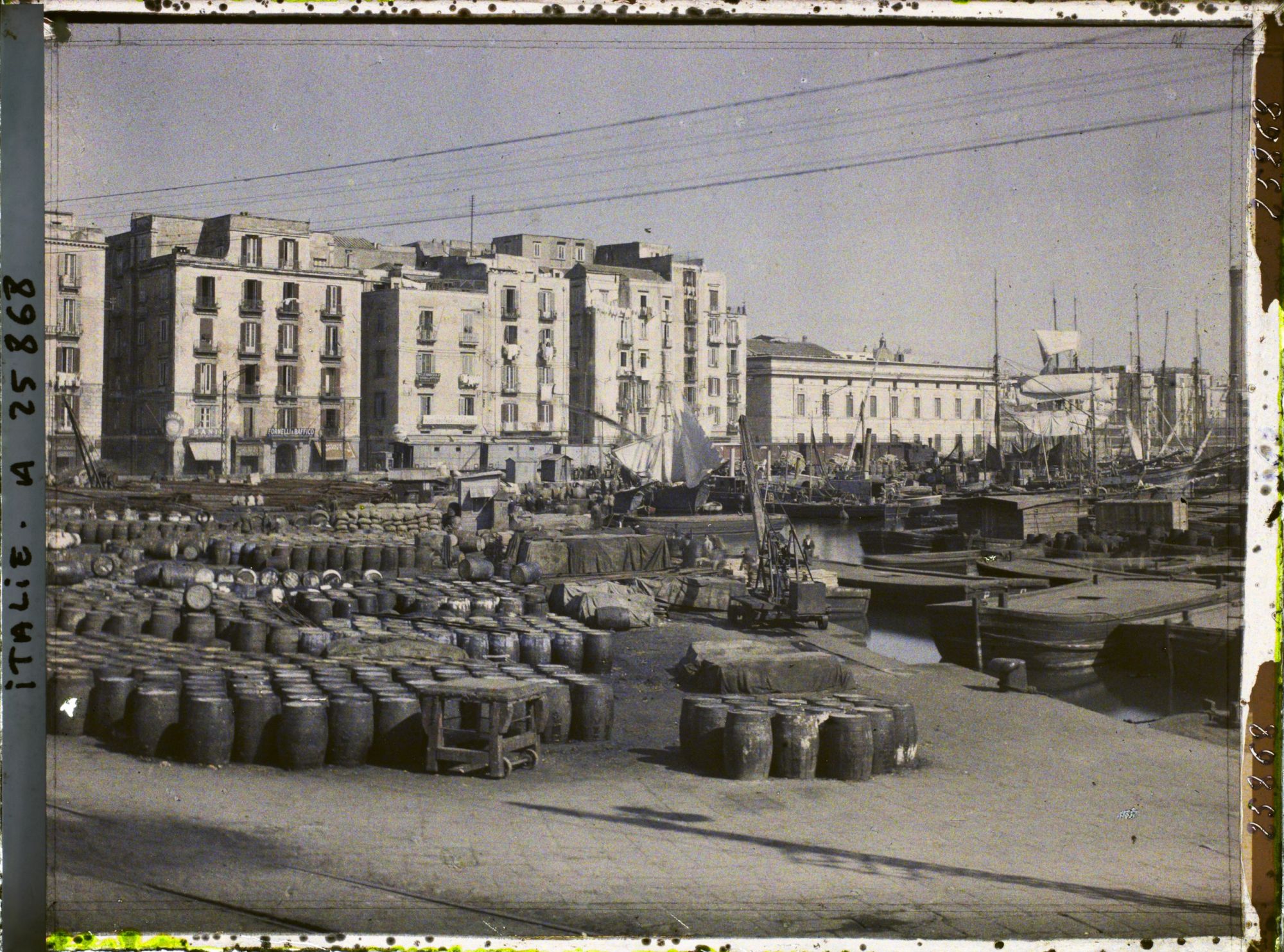 Image représentant Le port de commerce