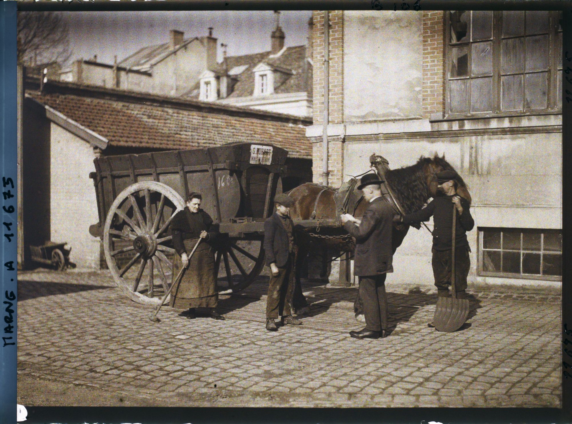 Image représentant France, Reims, Maison Rohart - Personnel