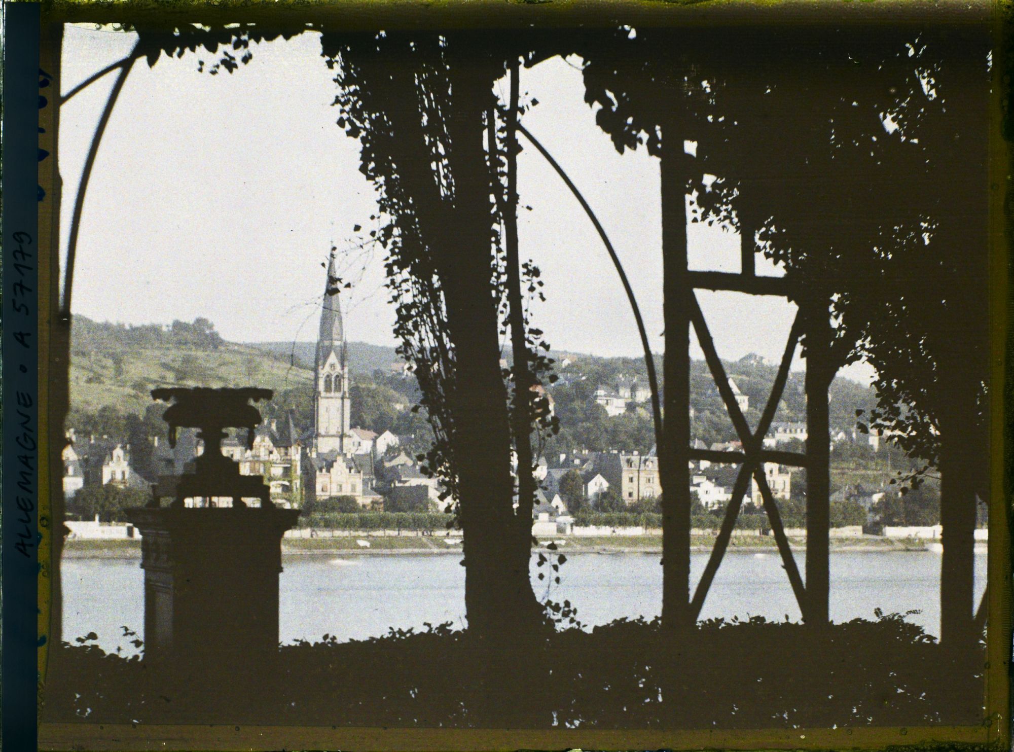 Image représentant Bords du Rhin, Coblence, Coblence Les Bords du Rhin