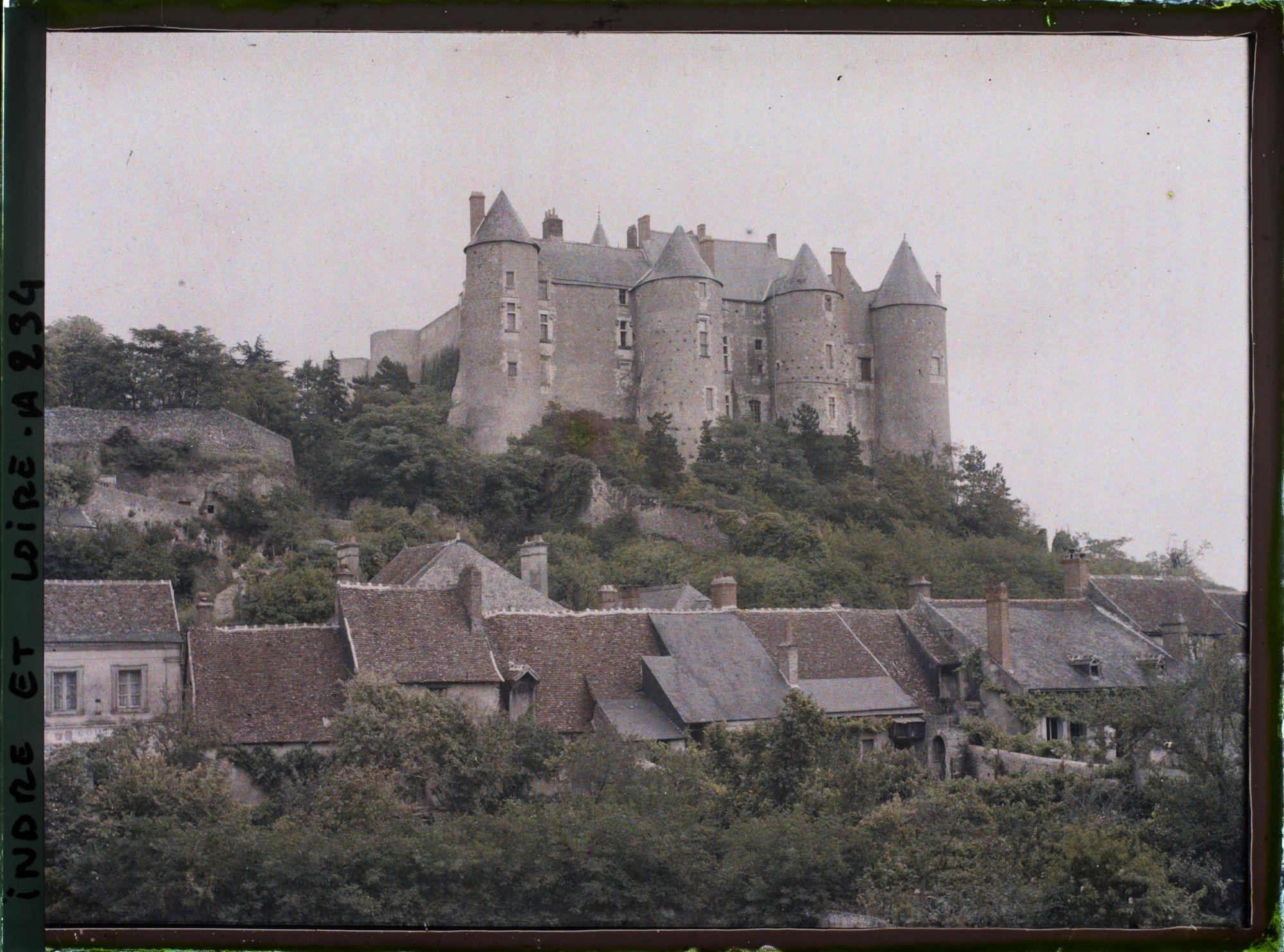 Image représentant Le château, vu de l'ouest