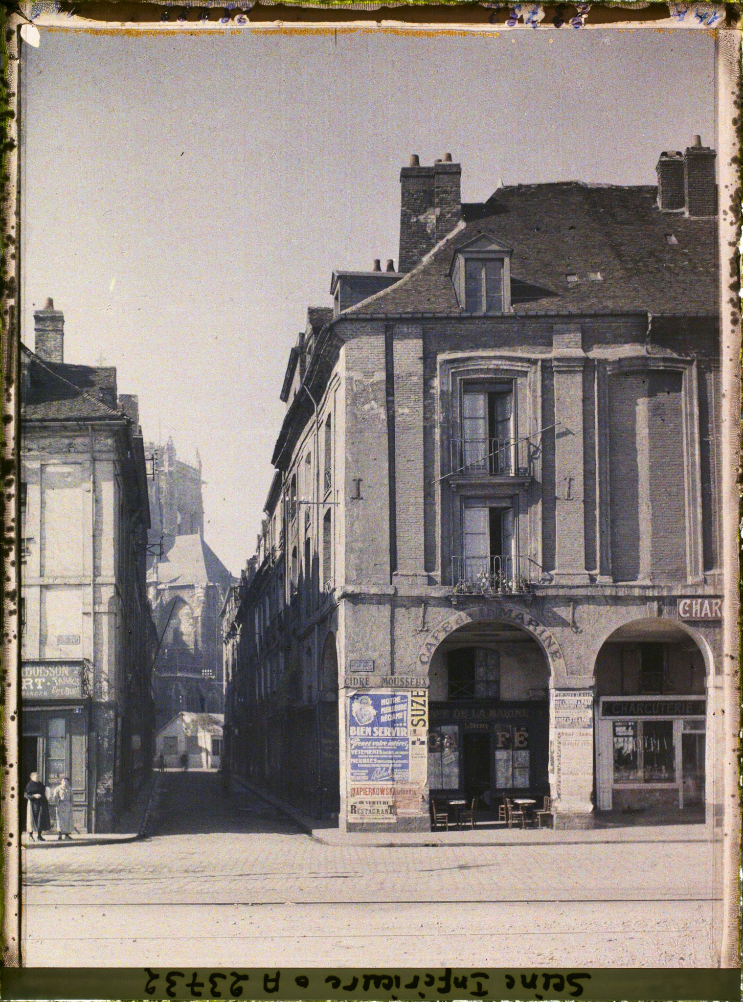 Image représentant La rue Notre-Dame et la Tour Saint-Jacques
