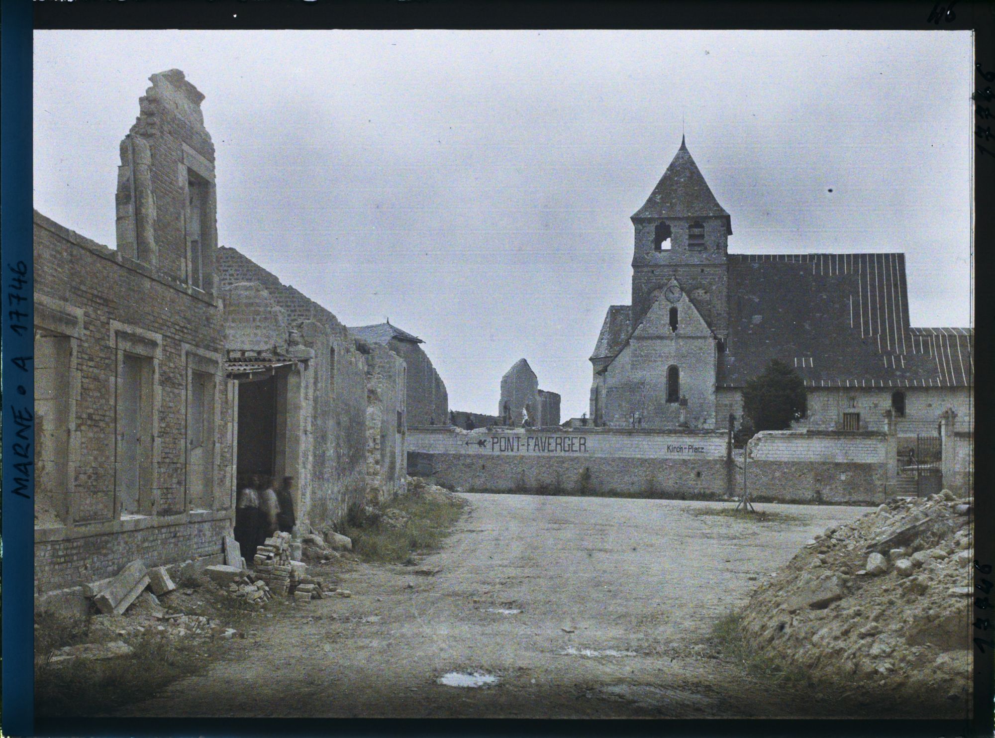Image représentant France, Epoye, La Place de l'Eglise