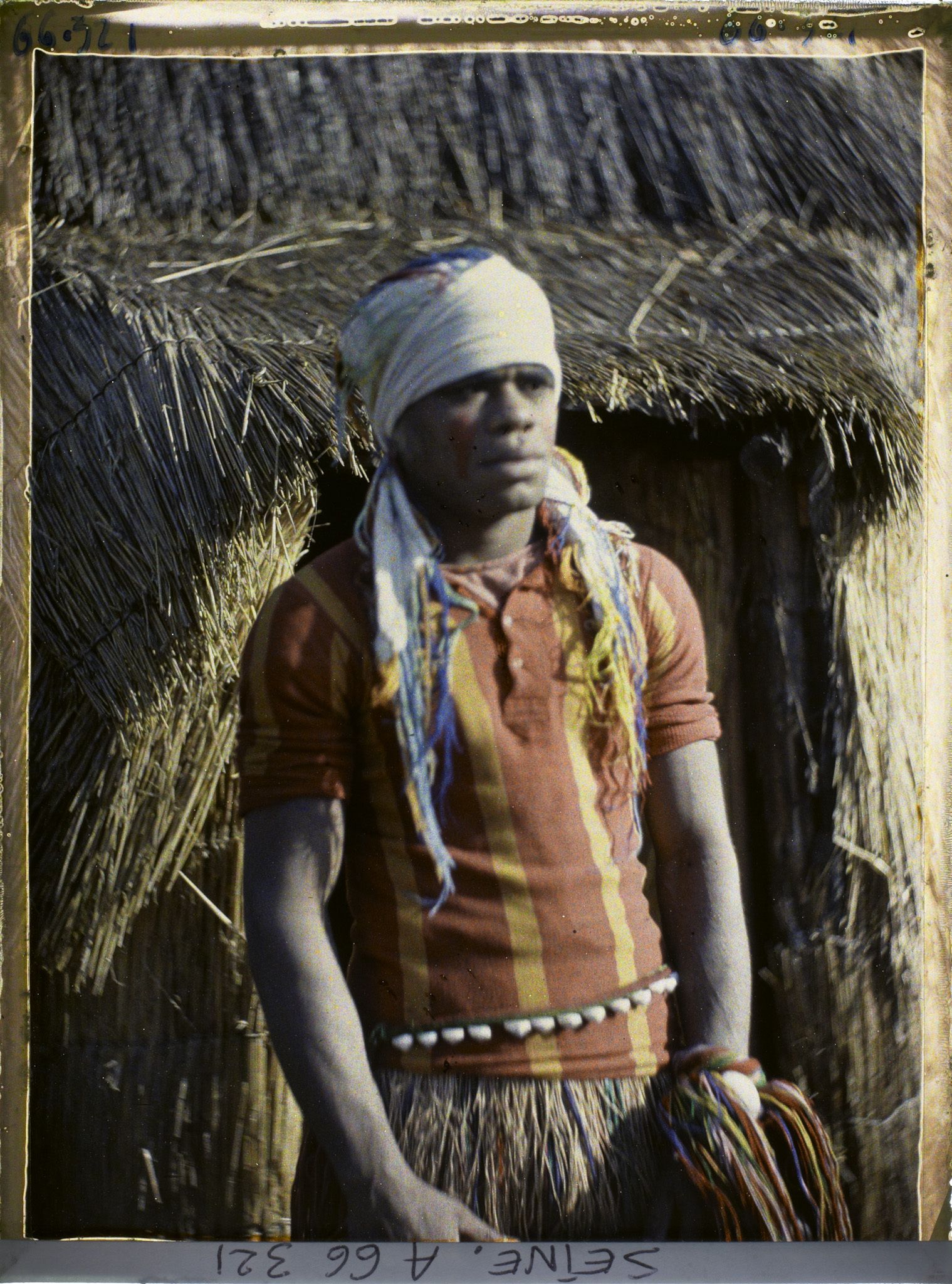 Image représentant L'Exposition Coloniale Internationale de 1931, un homme kanak