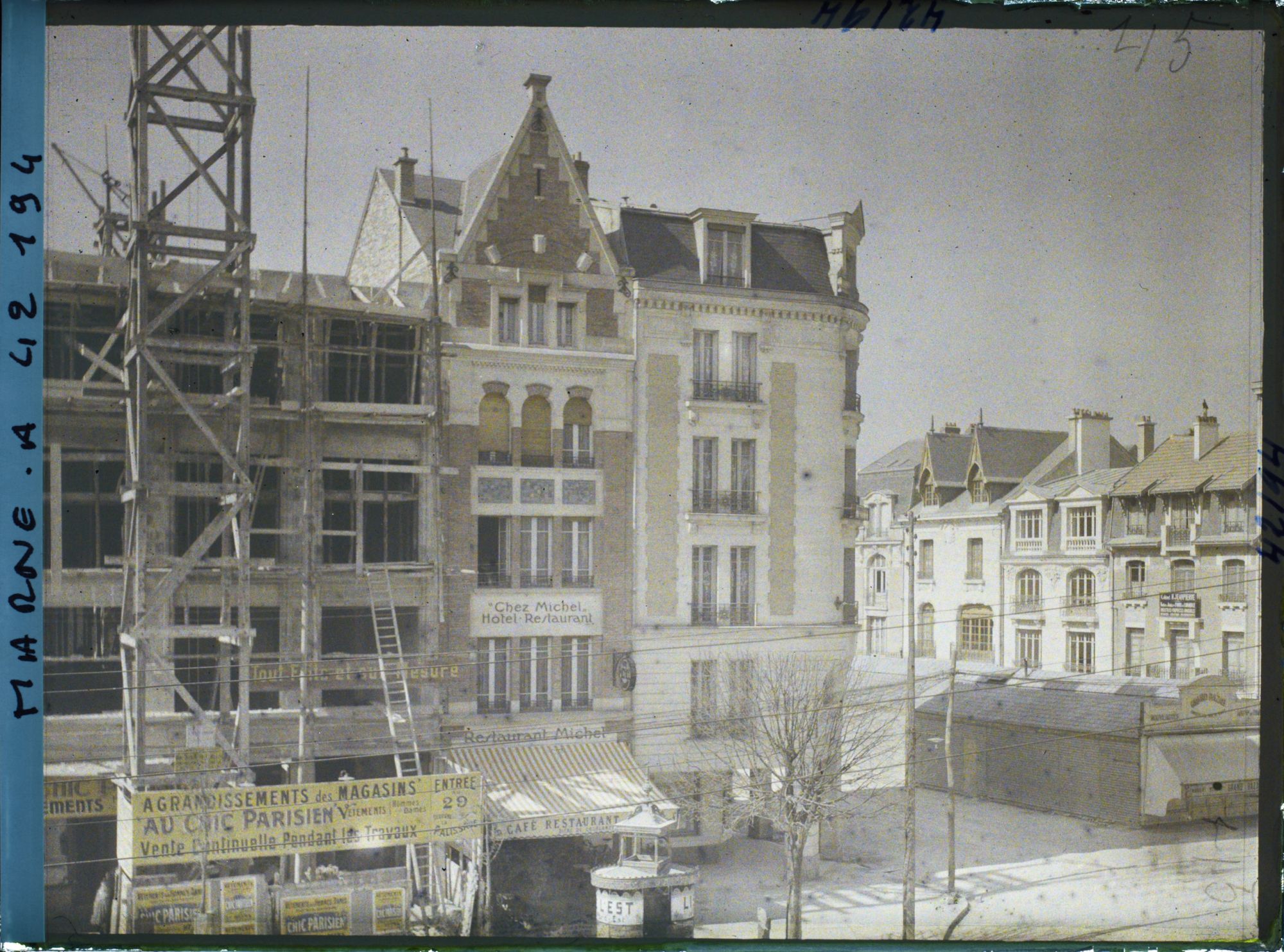 Image représentant France, Reims, Coin de la rue Buirette et de la Place Drouet d'Erlon
