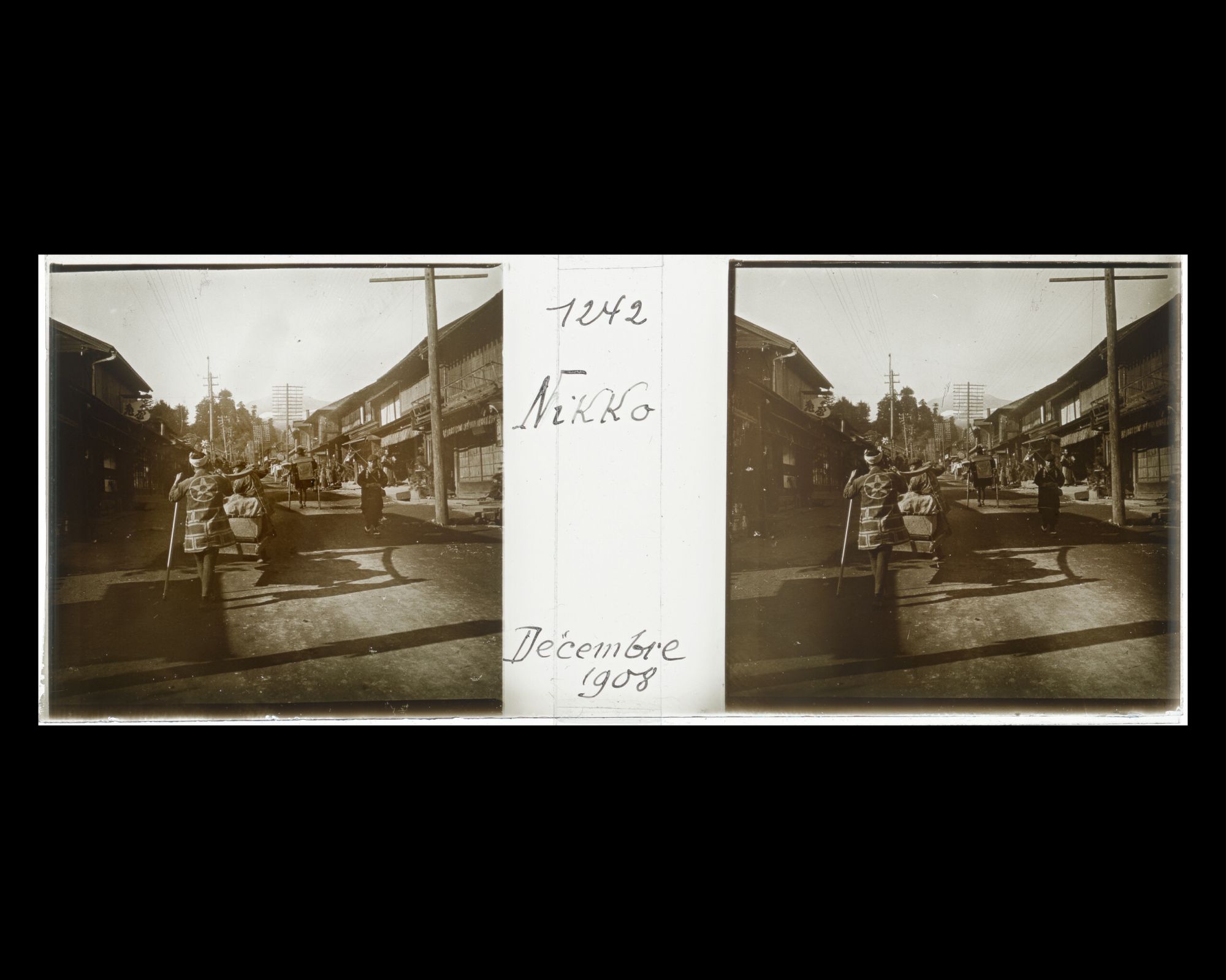 Image représentant Scène de rue dans les environs de Kamihatsuishi-machi