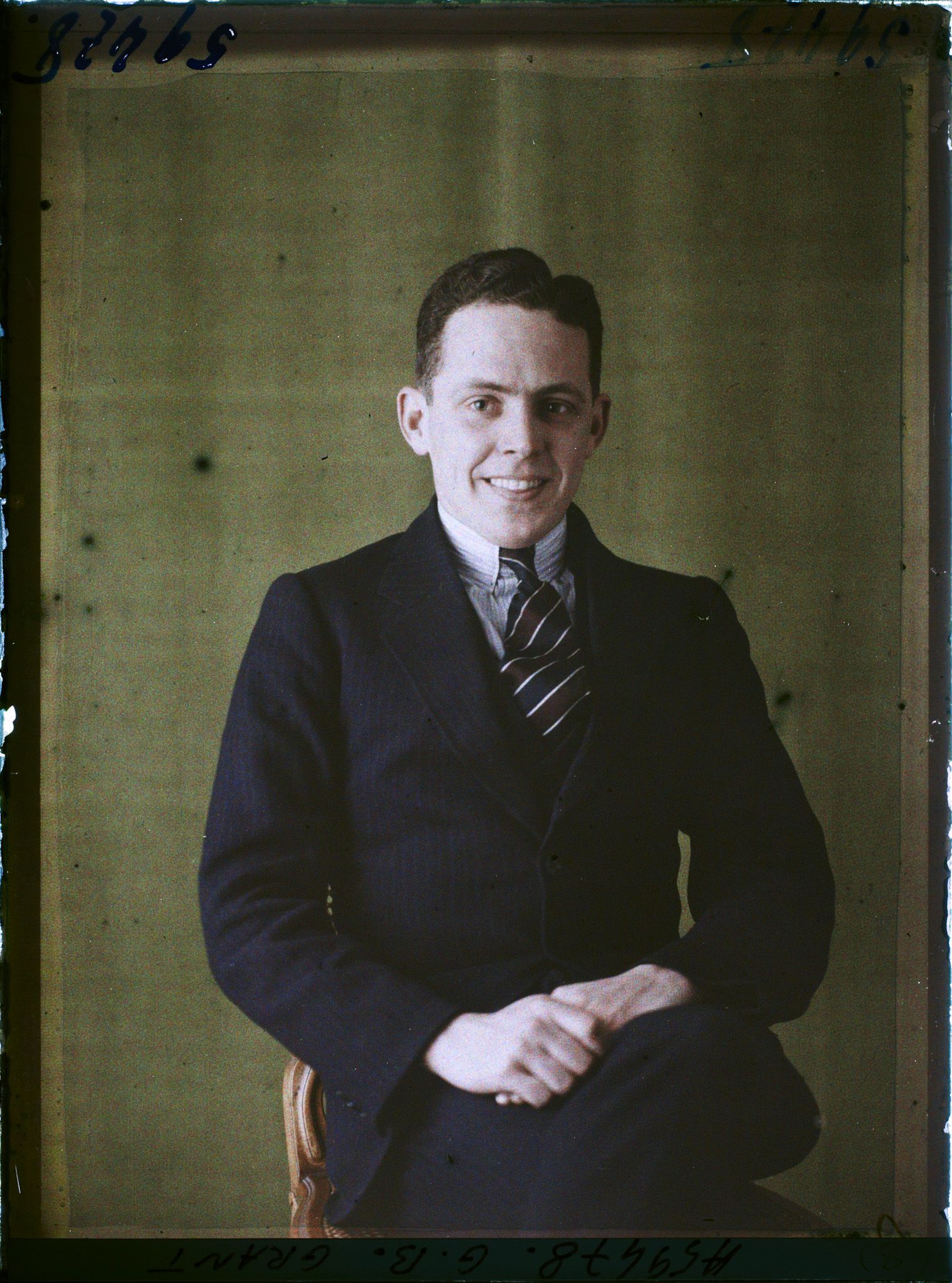 Image représentant https://musee-albert-kahn.s-museum.fr/home/NWQ2OTAwYzNmYjZlZTk1ZWQwODJmMjY4L2dlbmVyaWMtbm90aWNlLXRhYi9hdXRob3JpdHkvNjE3YTc5ZjVjZjhiODk2OGIzMzM3ZDIx/5d6900c3fb6ee95ed082f268/generic-notice-tab/authority/617a79ebcf8b8968b3336dda Monsieur G.B. Grant