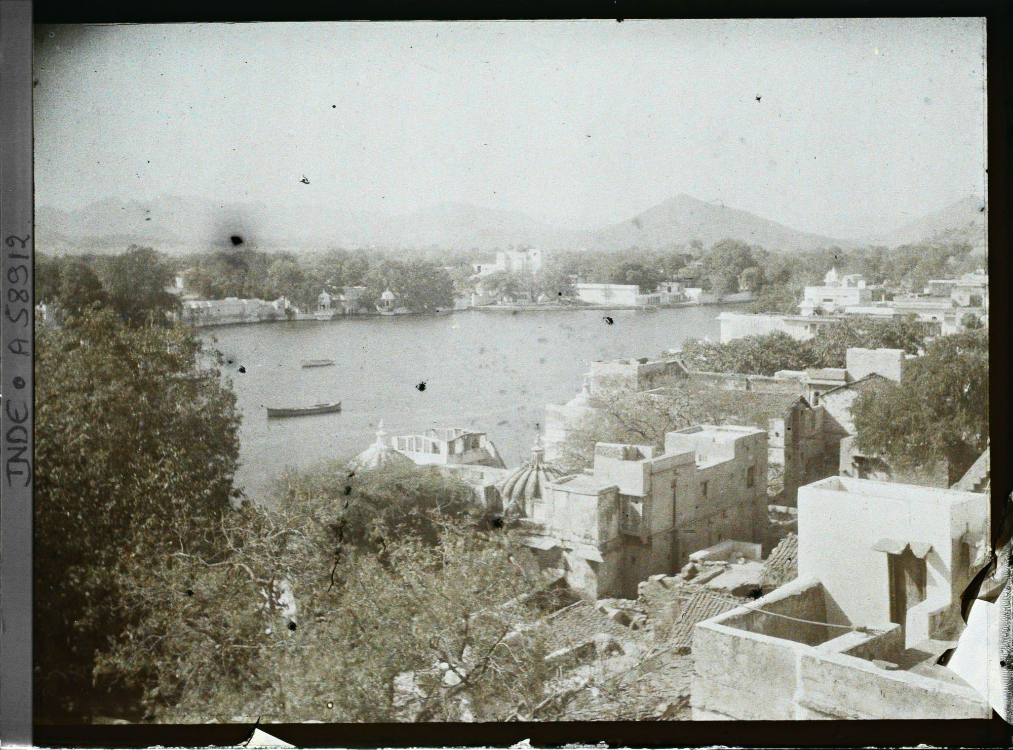 Image représentant Vue sur le lac