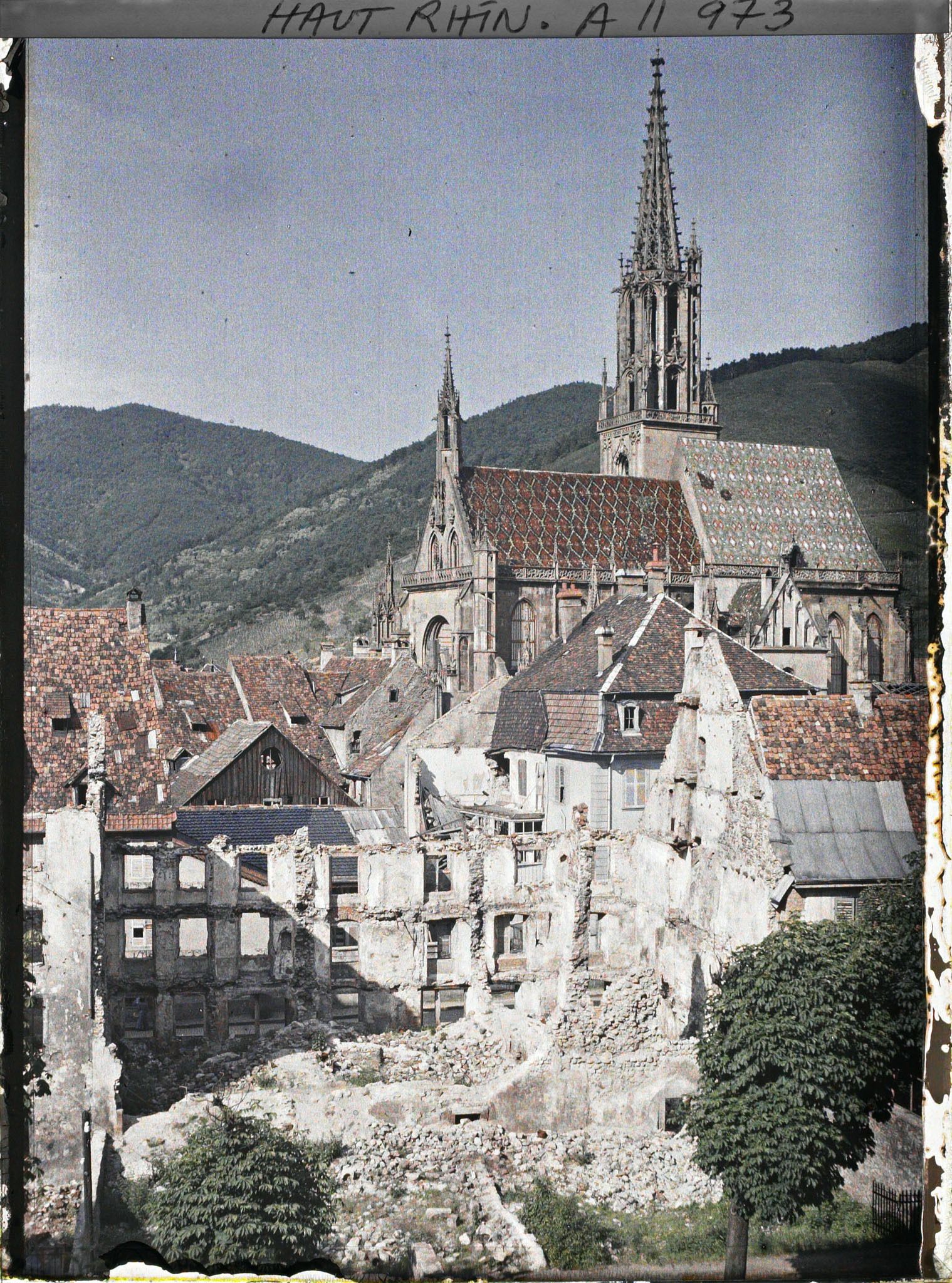 Image représentant Ruines aux abords de l'église de Thann