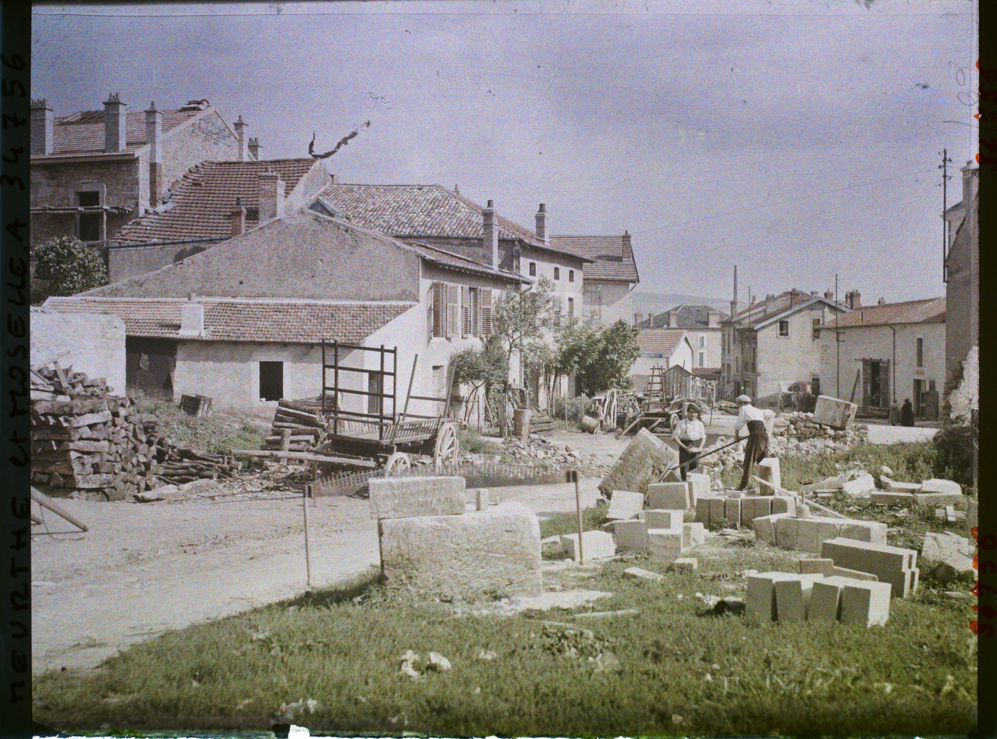 Image représentant France, Pagny s/ Moselle, Tailleurs de pierres et maisons neuves