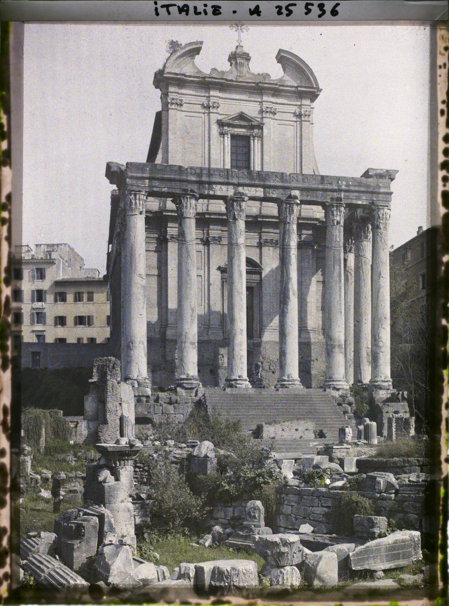 Image représentant Forum romain, temple d'Antonin et Faustine
