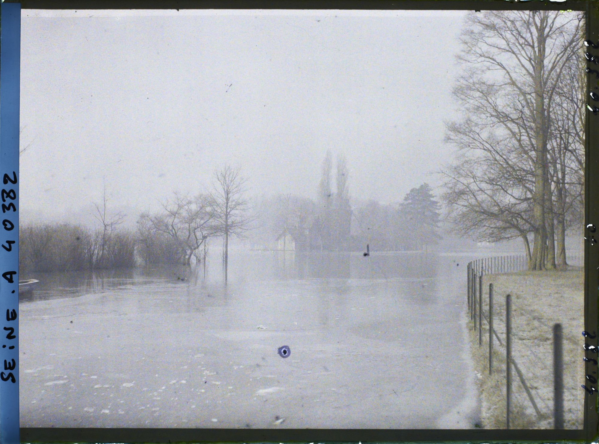 Image représentant Inondations au bois de Boulogne, le moulin de Longchamp