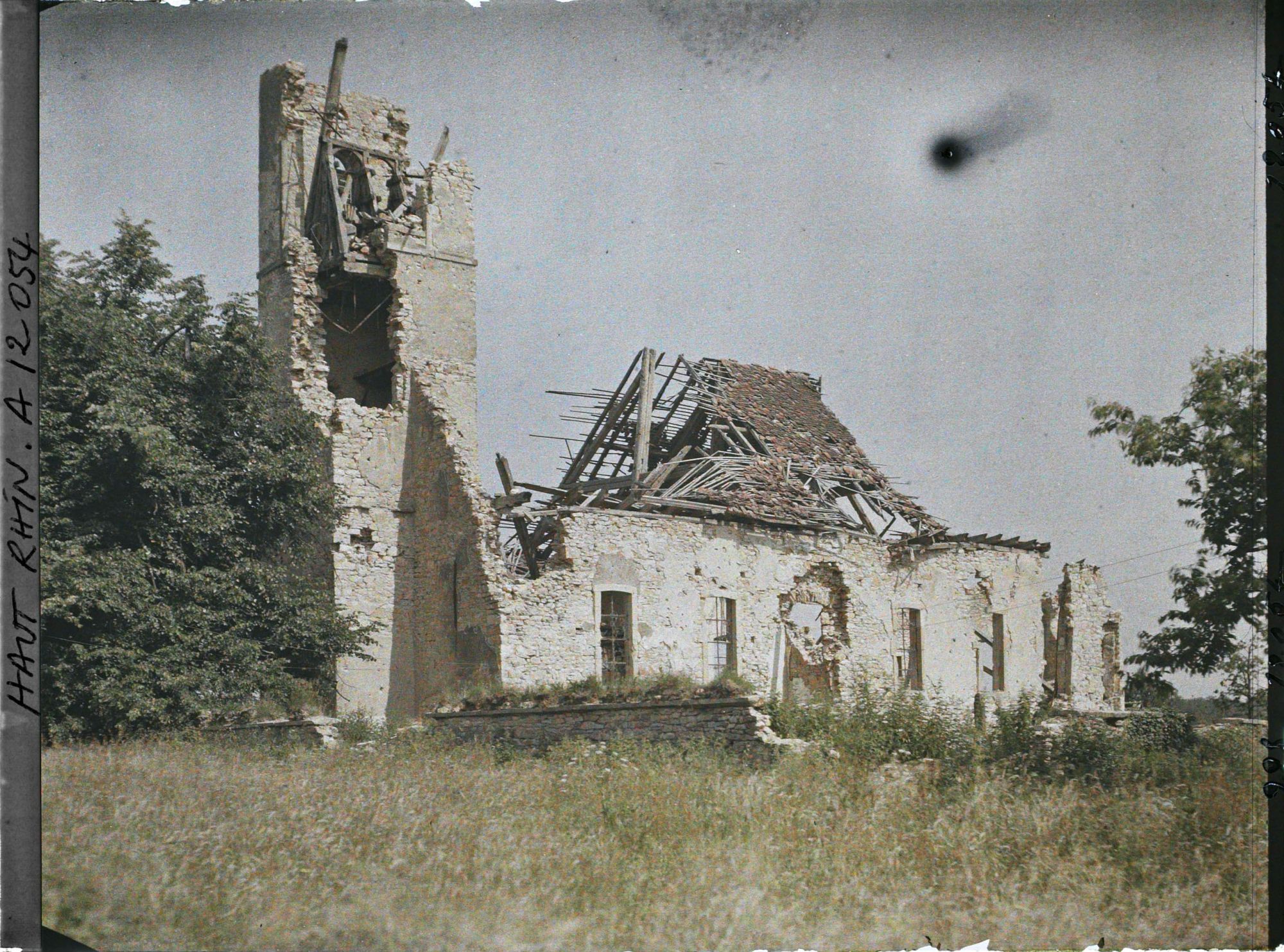 Image représentant L'église (extérieur)