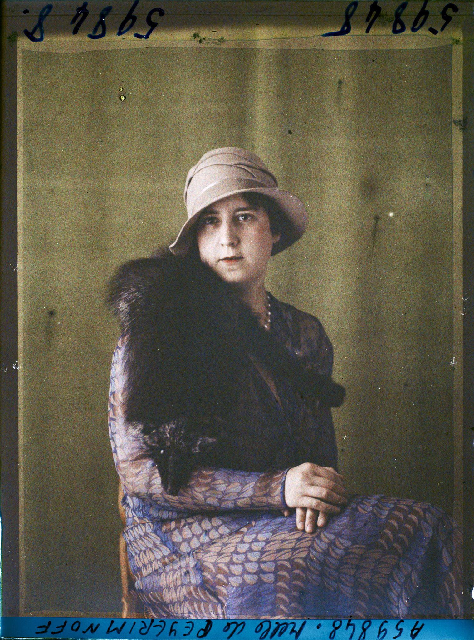 Image représentant https://musee-albert-kahn.s-museum.fr/home/NWQ2OTAwYzNmYjZlZTk1ZWQwODJmMjY4L2dlbmVyaWMtbm90aWNlLXRhYi9hdXRob3JpdHkvNjE3YTc5ZjVjZjhiODk2OGIzMzM3ZDIx/5d6900c3fb6ee95ed082f268/generic-notice-tab/authority/617a79ebcf8b8968b3337588 Mademoiselle Nicole de Peyerimhoff