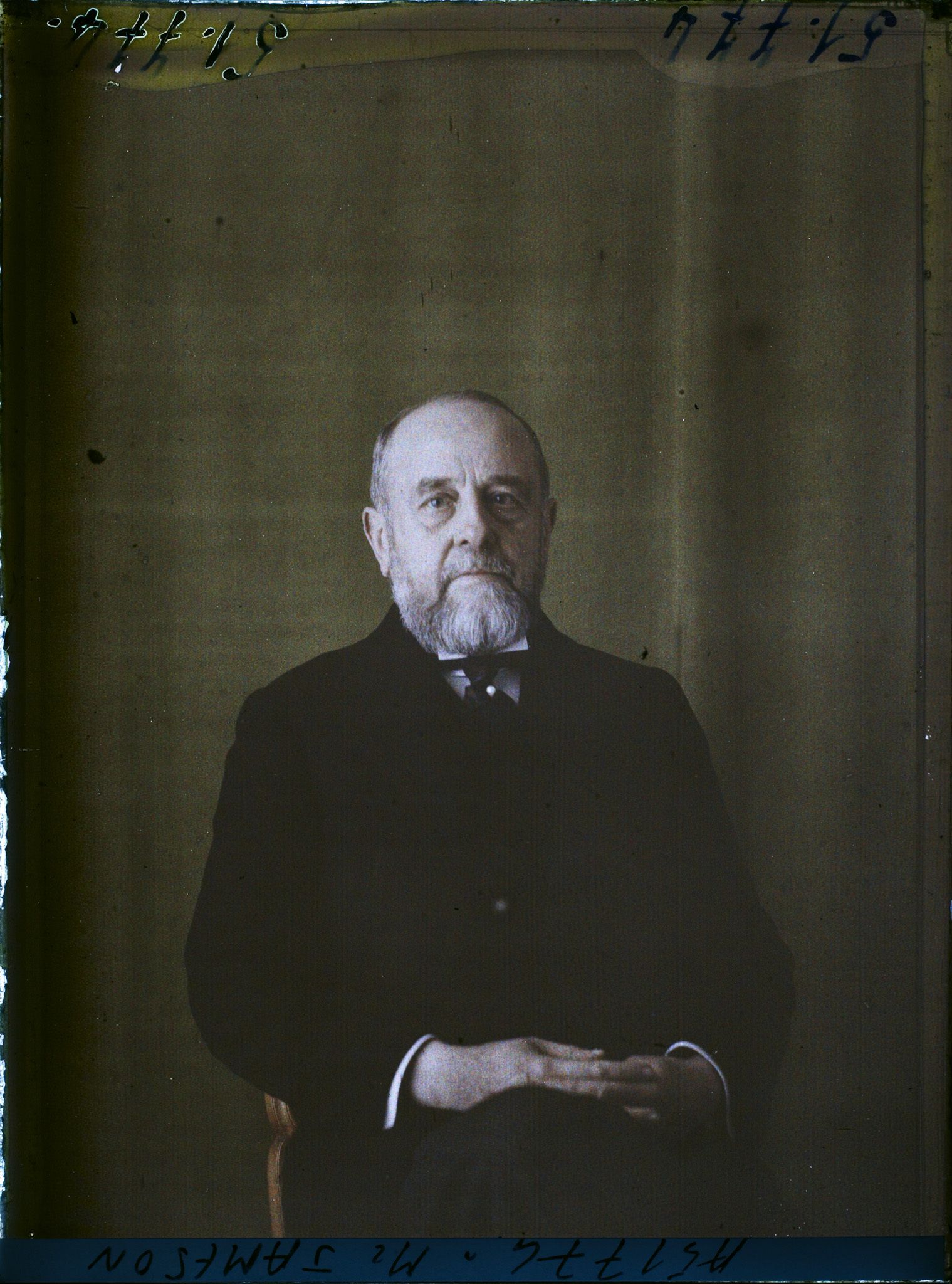 Image représentant https://musee-albert-kahn.s-museum.fr/home/NWQ2OTAwYzNmYjZlZTk1ZWQwODJmMjY4L2dlbmVyaWMtbm90aWNlLXRhYi9hdXRob3JpdHkvNjE3YTc5ZjVjZjhiODk2OGIzMzM3ZDIx/5d6900c3fb6ee95ed082f268/generic-notice-tab/authority/617a79ebcf8b8968b3336fb6 Monsieur Jameson père