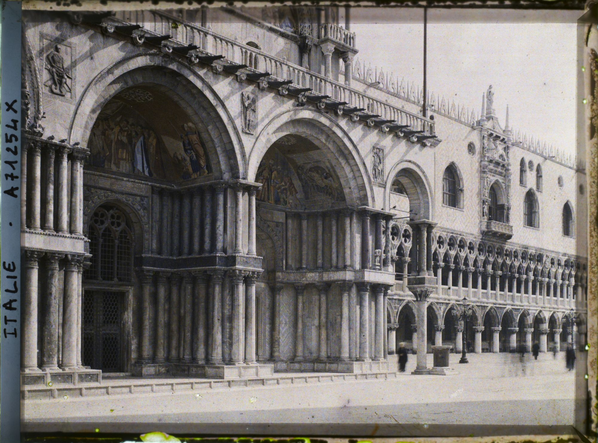 Image représentant Eglise Saint Marc et Palais des Doges