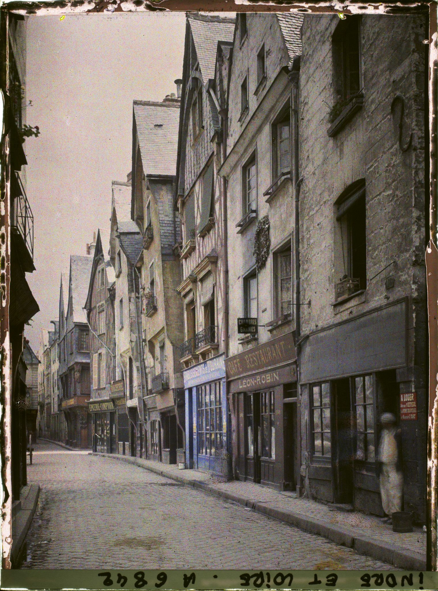 Image représentant Les boutiques et maisons de la place du Grand Marché