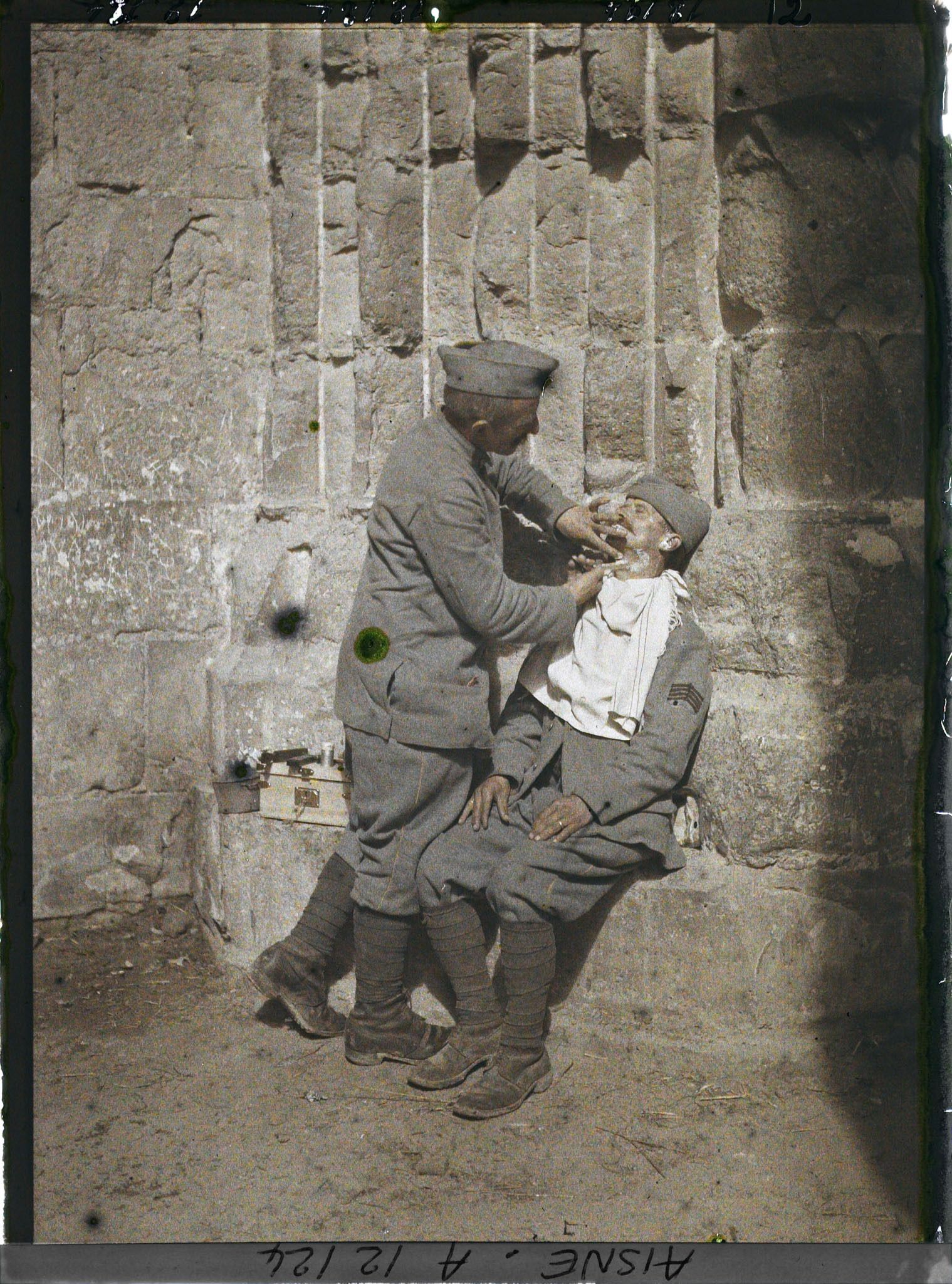 Image représentant Le coiffeur de la compagnie