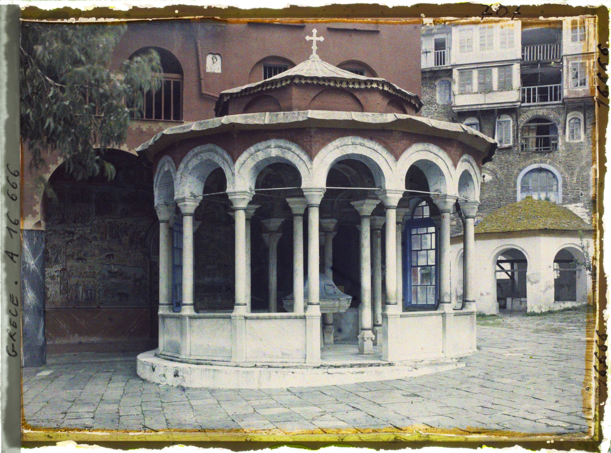 Image représentant Turquie, Mont Athos, Vatopédi, La Phiale de Vatopédi