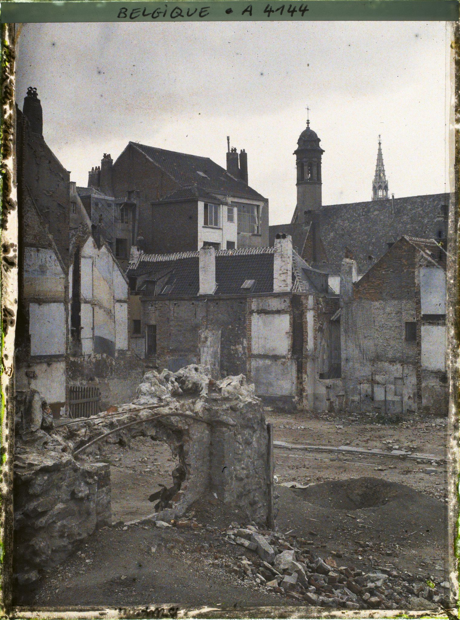 Image représentant Belgique, Bruxelles, Démolition de vieux quartiers.