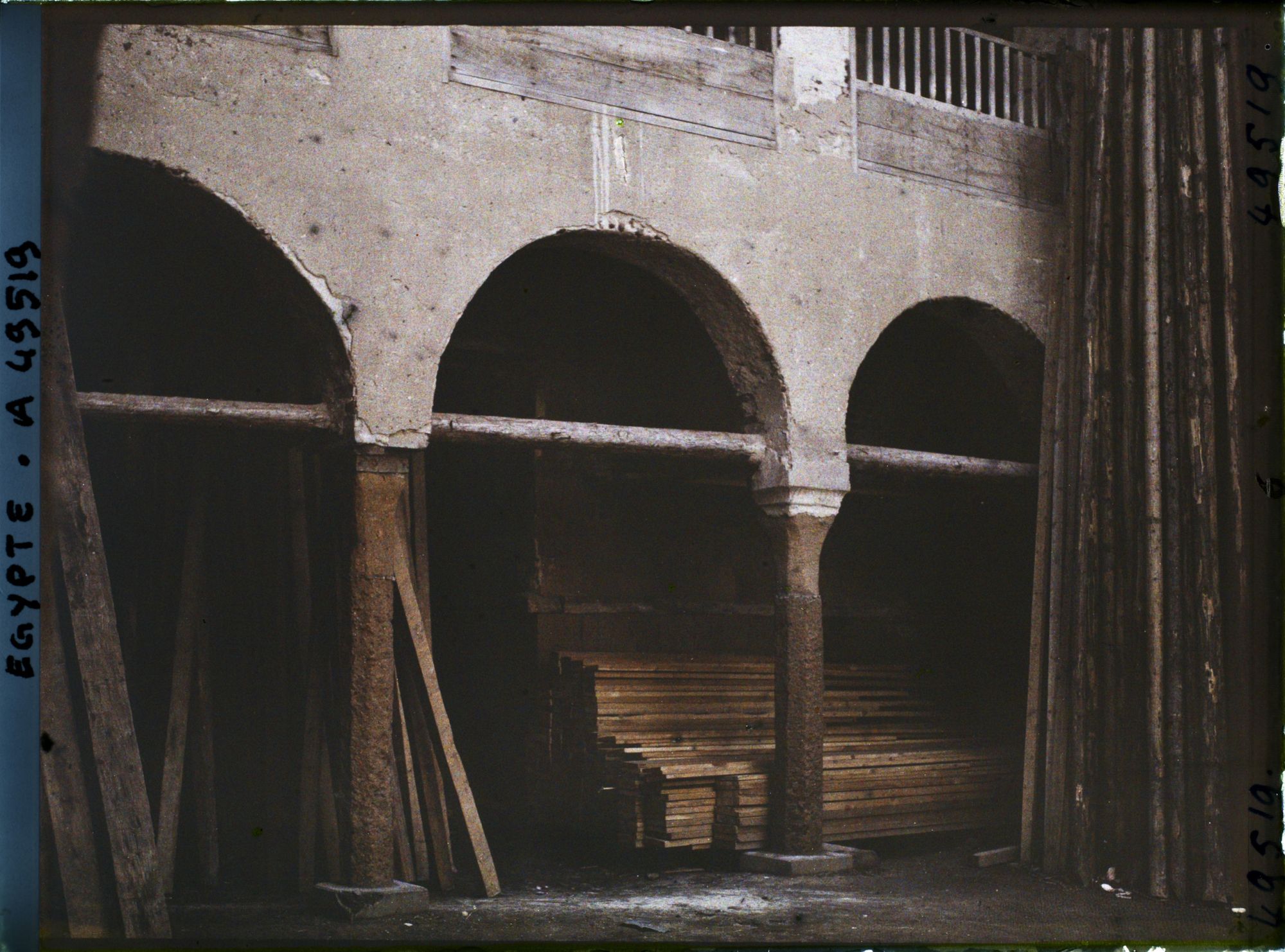 Image représentant Intérieur de la "maison de St Louis"
