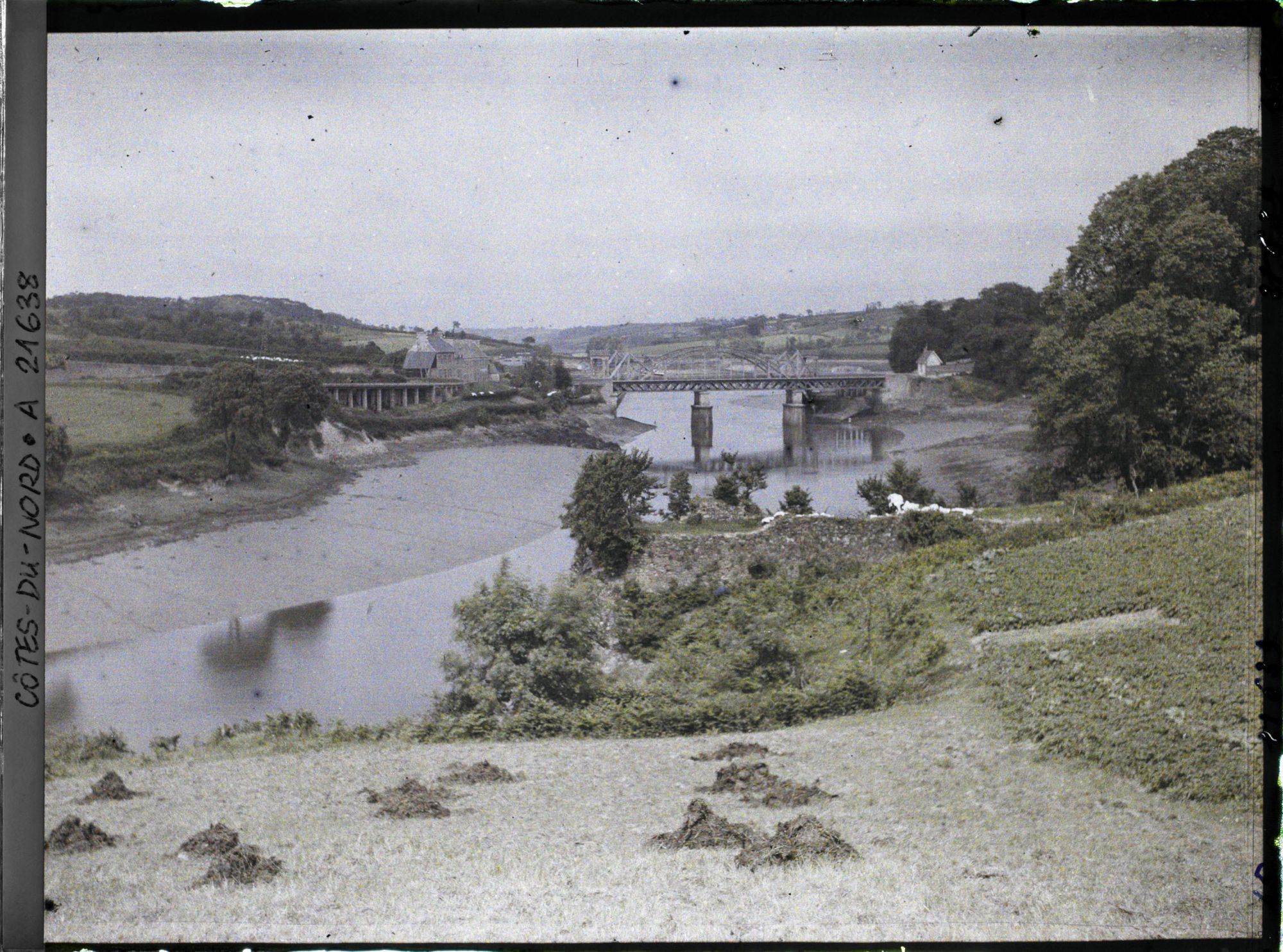 Image représentant Le Guindy vu de la passerelle Saint-François