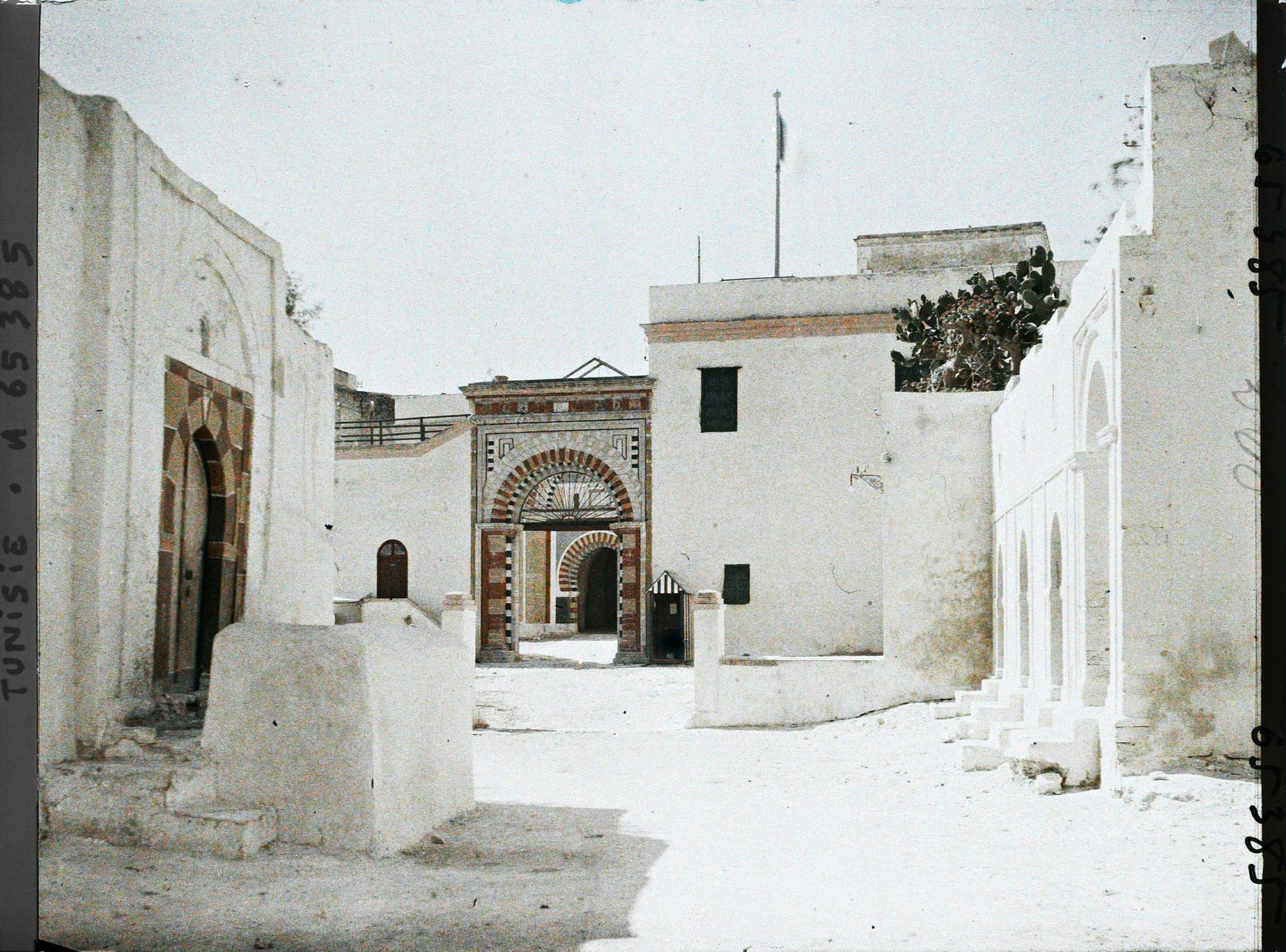 Image représentant L'entrée de la casbah