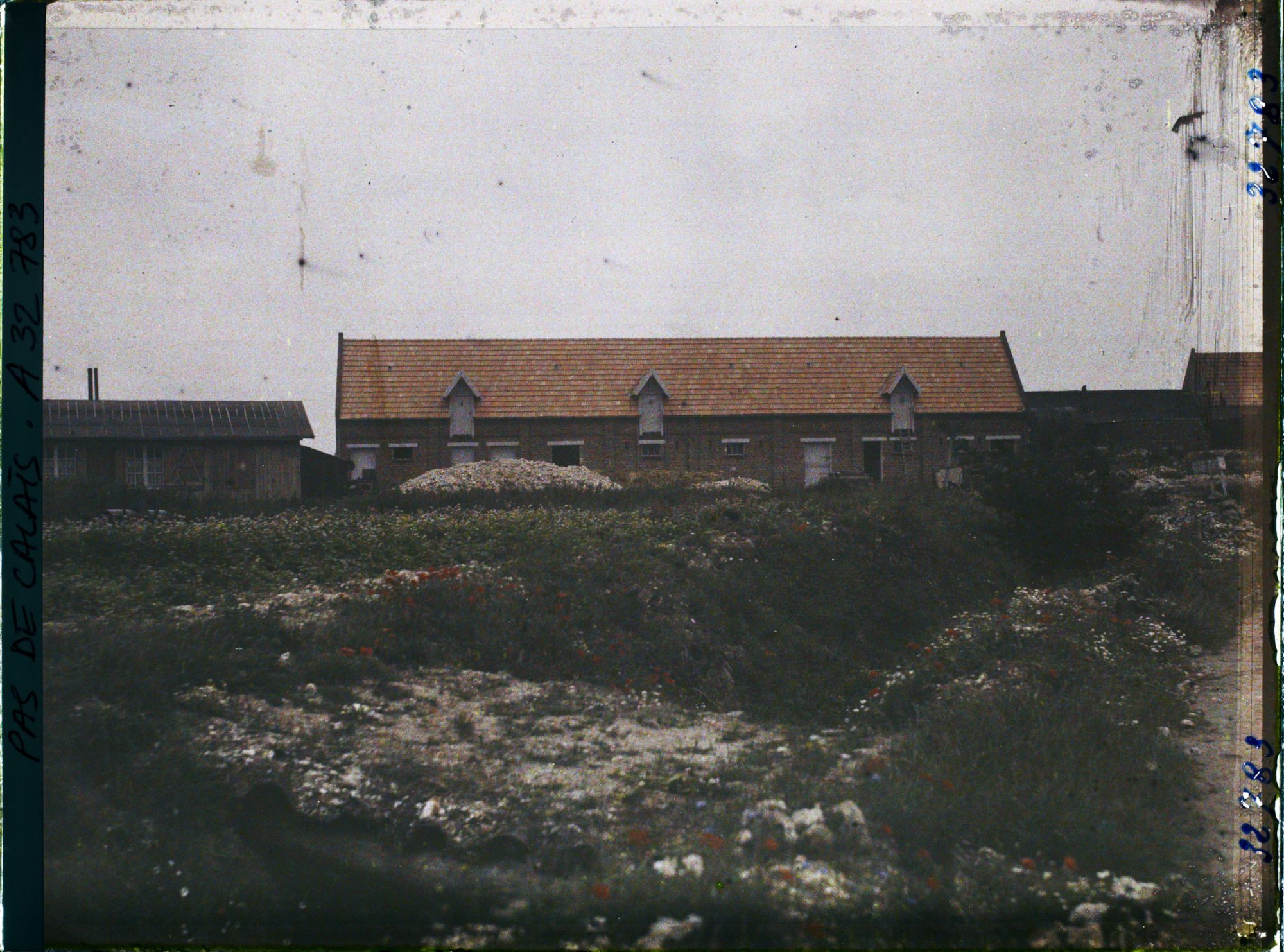 Image représentant France, Neuville St Waast, Une ferme