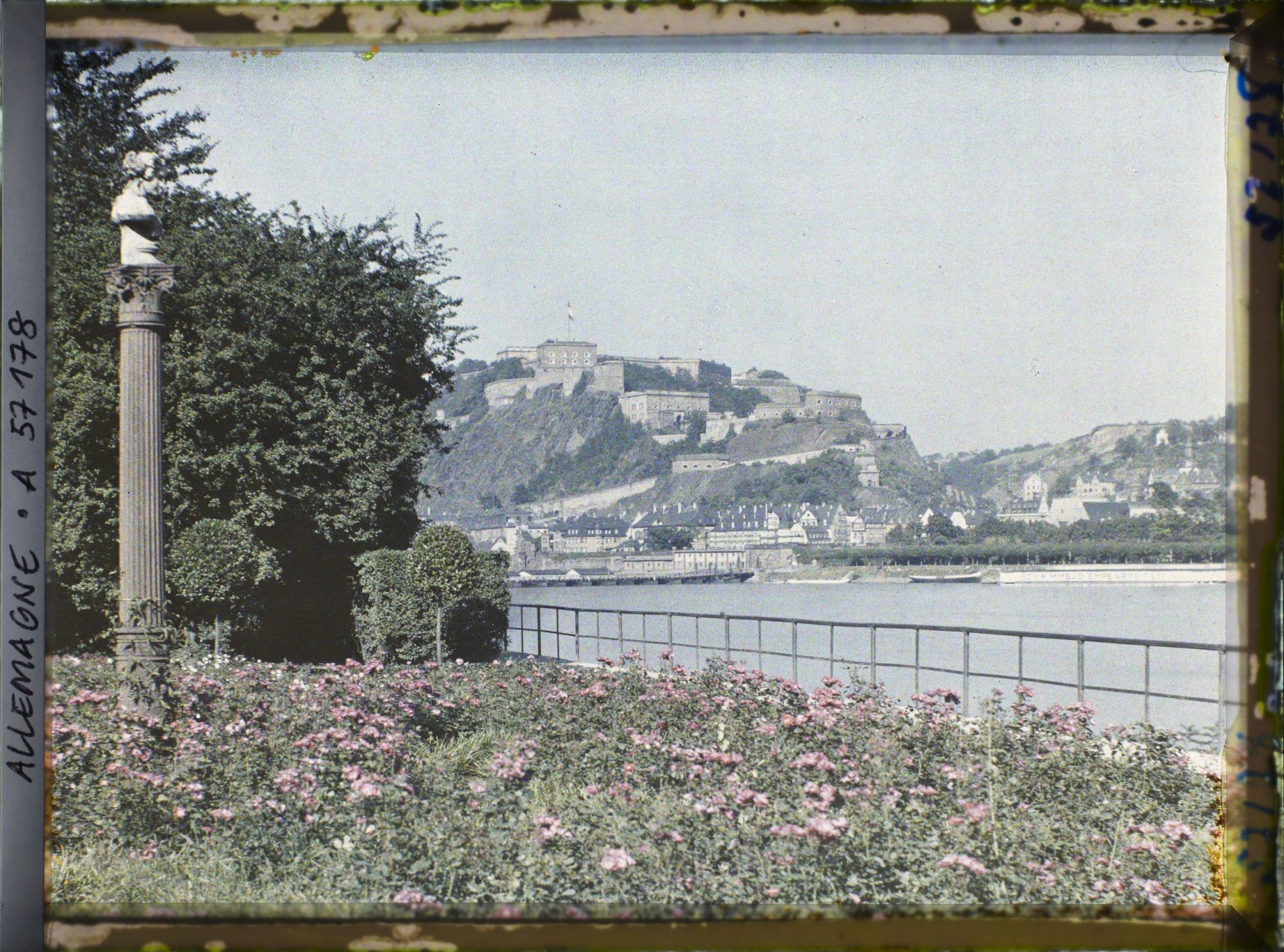 Image représentant Bords du Rhin, Coblence, Coblence Les Bords du Rhin