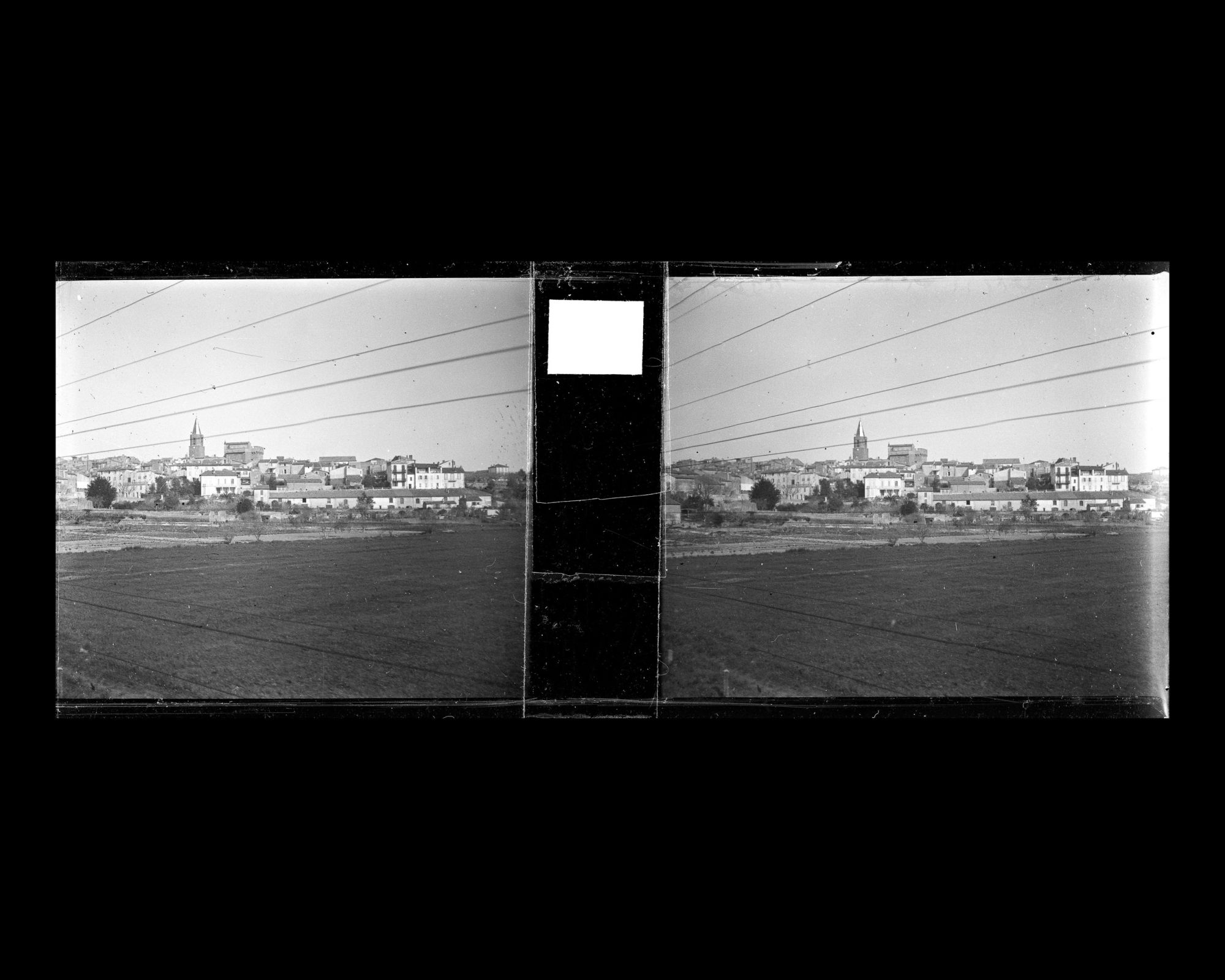 Image représentant La ville vue du train