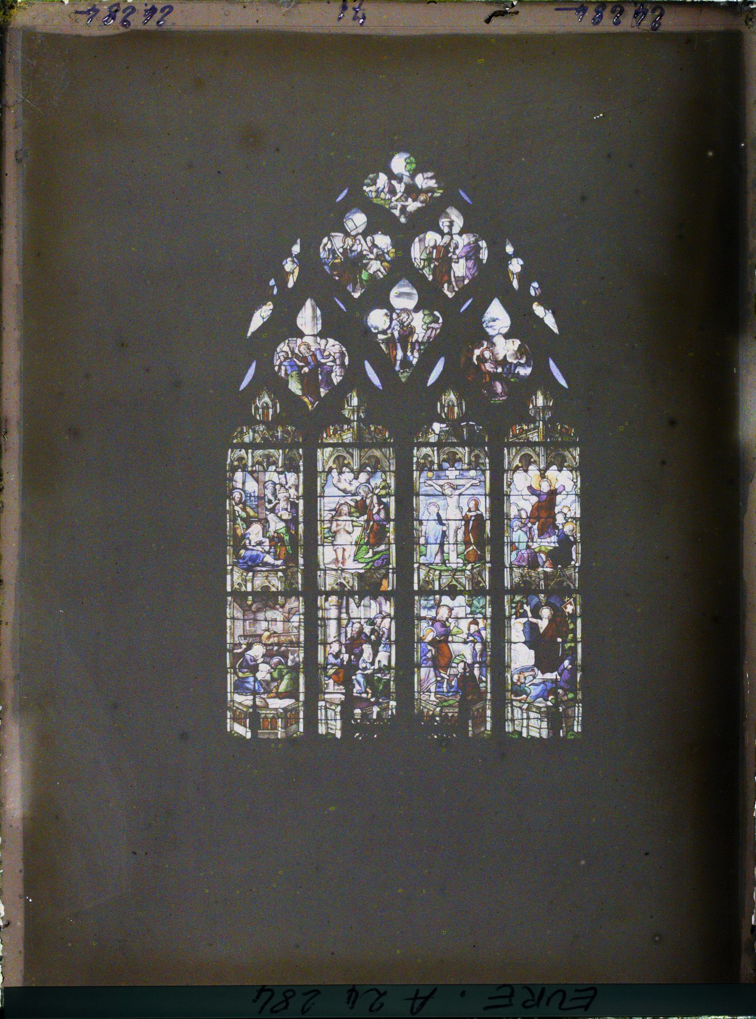 Image représentant Vitrail de l'église Notre-Dame