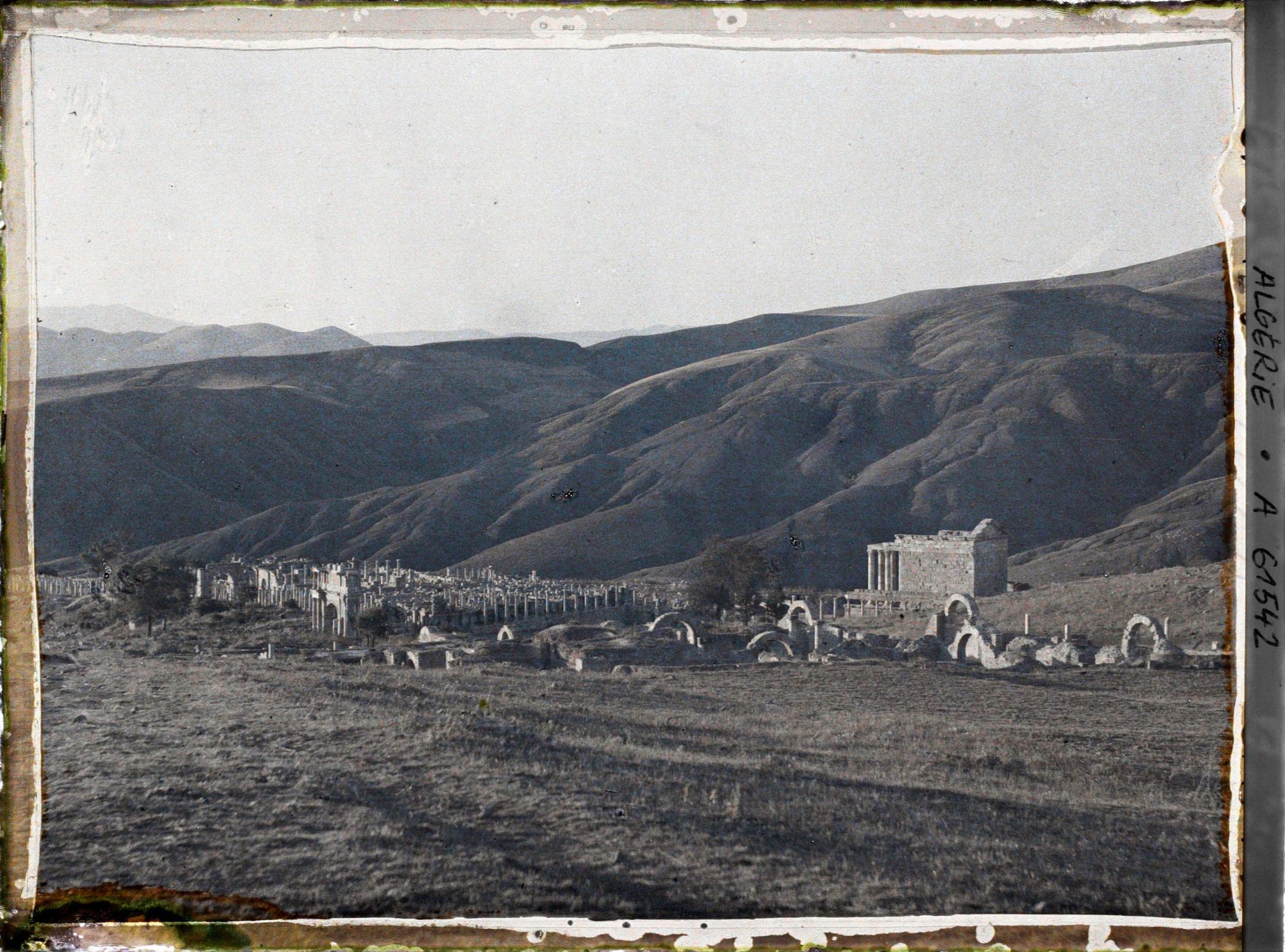 Image représentant Vue générale de la cité antique Cuicul