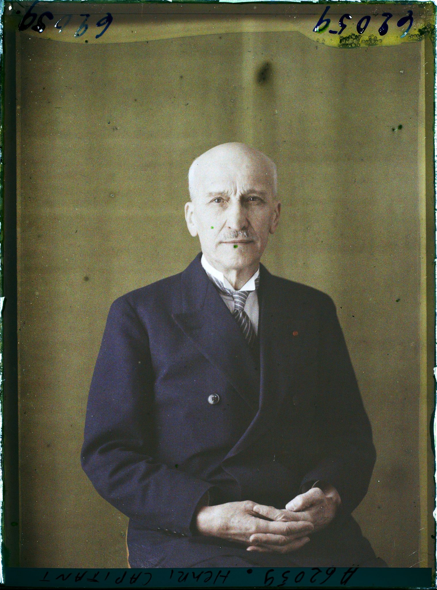 Image représentant https://musee-albert-kahn.s-museum.fr/home/NWQ2OTAwYzNmYjZlZTk1ZWQwODJmMjY4L2dlbmVyaWMtbm90aWNlLXRhYi9hdXRob3JpdHkvNjE3YTc5ZjVjZjhiODk2OGIzMzM3ZDIx/5d6900c3fb6ee95ed082f268/generic-notice-tab/authority/617a79ebcf8b8968b3336a25 Monsieur Henri Capitant