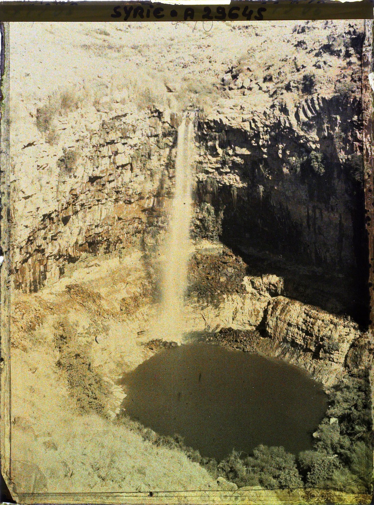 Image représentant Cascade du Djiline