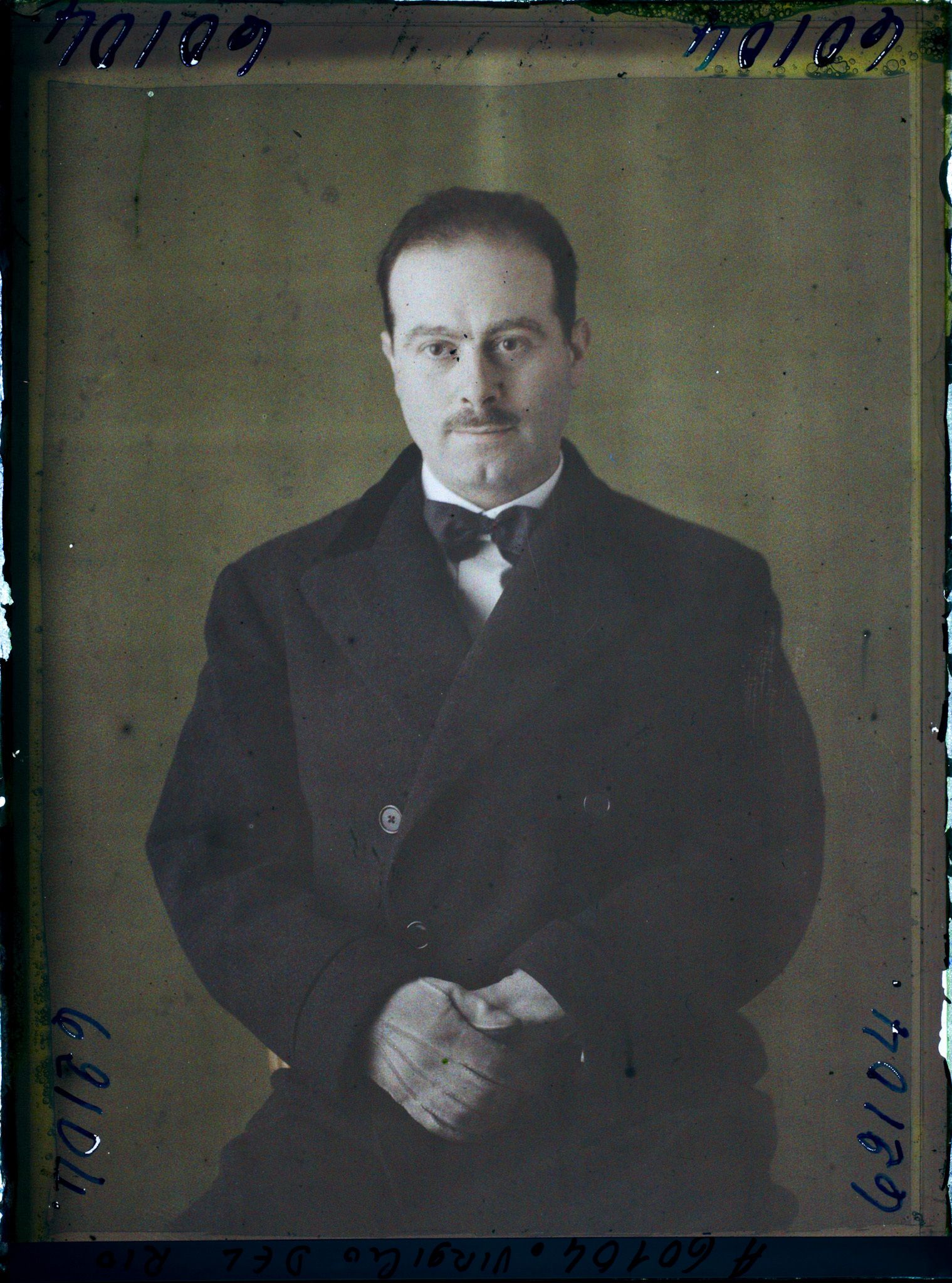 Image représentant Monsieur  https://musee-albert-kahn.s-museum.fr/home/NWQ2OTAwYzNmYjZlZTk1ZWQwODJmMjY4L2dlbmVyaWMtbm90aWNlLXRhYi9hdXRob3JpdHkvNjE3YTc5ZjVjZjhiODk2OGIzMzM3ZDIx/5d6900c3fb6ee95ed082f268/generic-notice-tab/authority/617a79ebcf8b8968b3337670 Virgilio del Rio