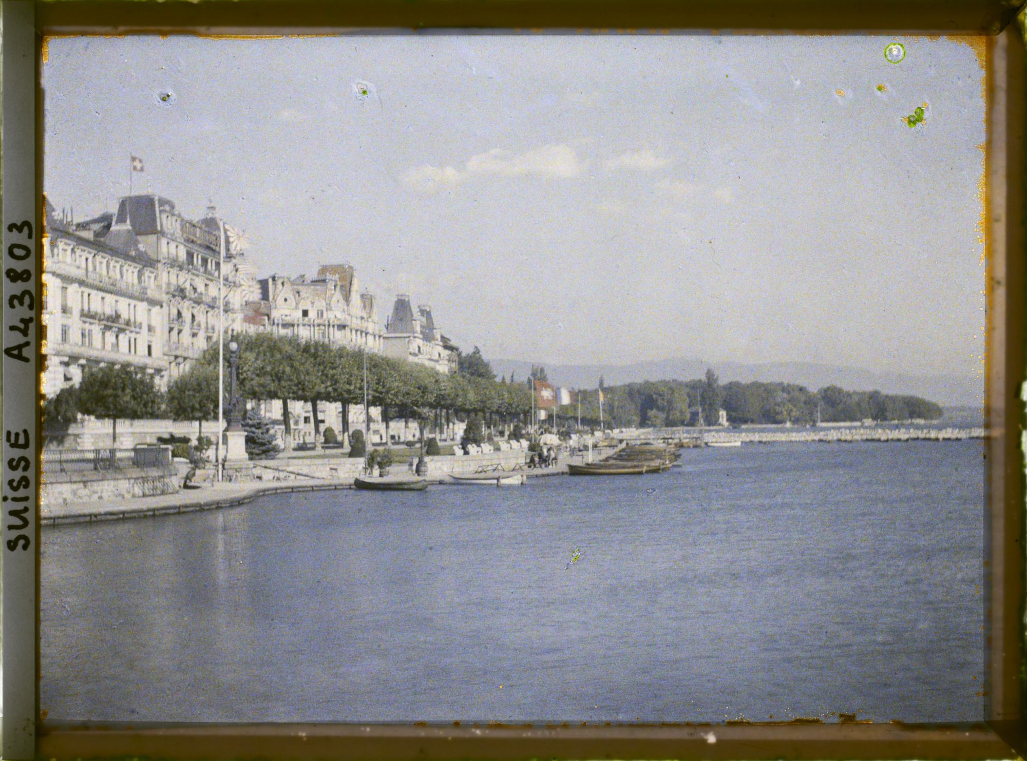 Image représentant Le quai Wilson, le parc Mon Repos et le Léman