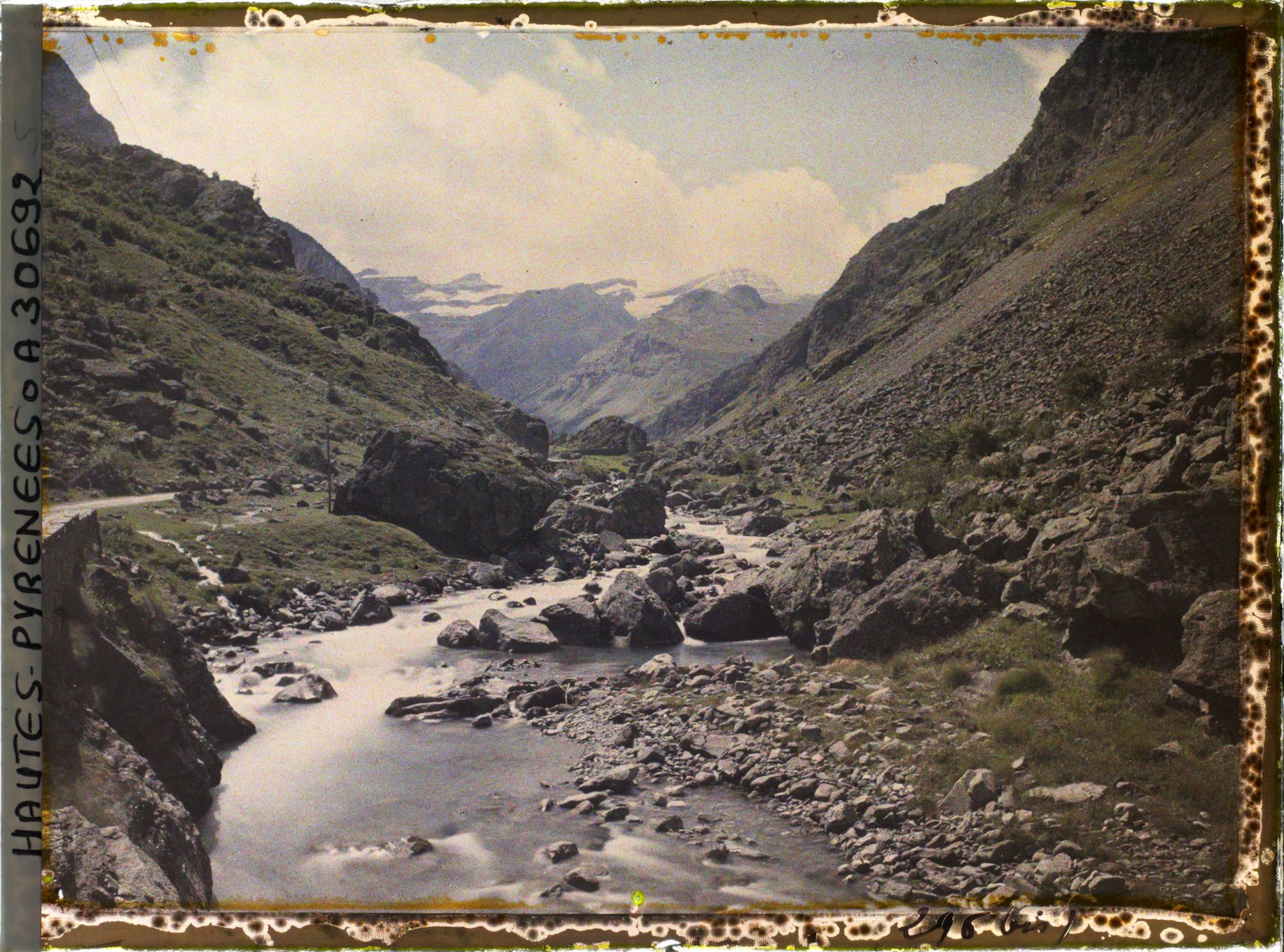 Image représentant France, Le Gave