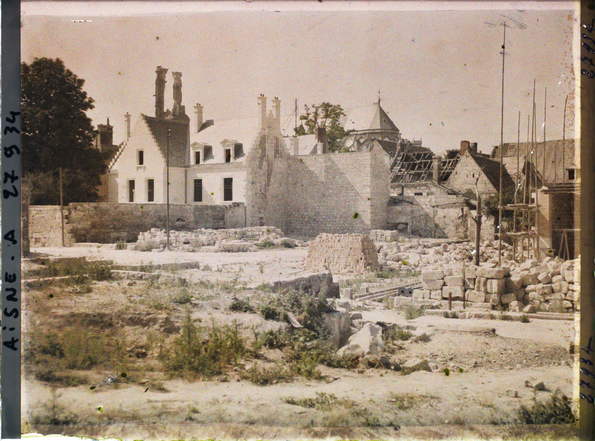 Image représentant France, Soissons, Reconstructions en Ville