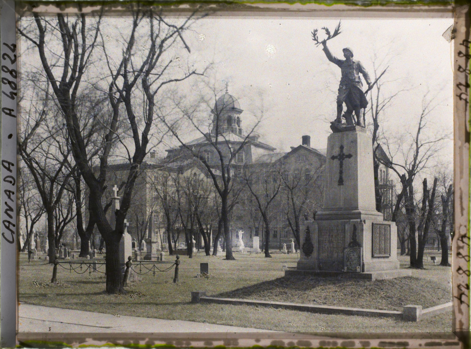 Image représentant Canada, St Boniface, Mont aux Français de l'Ouest morts pour la Patrie