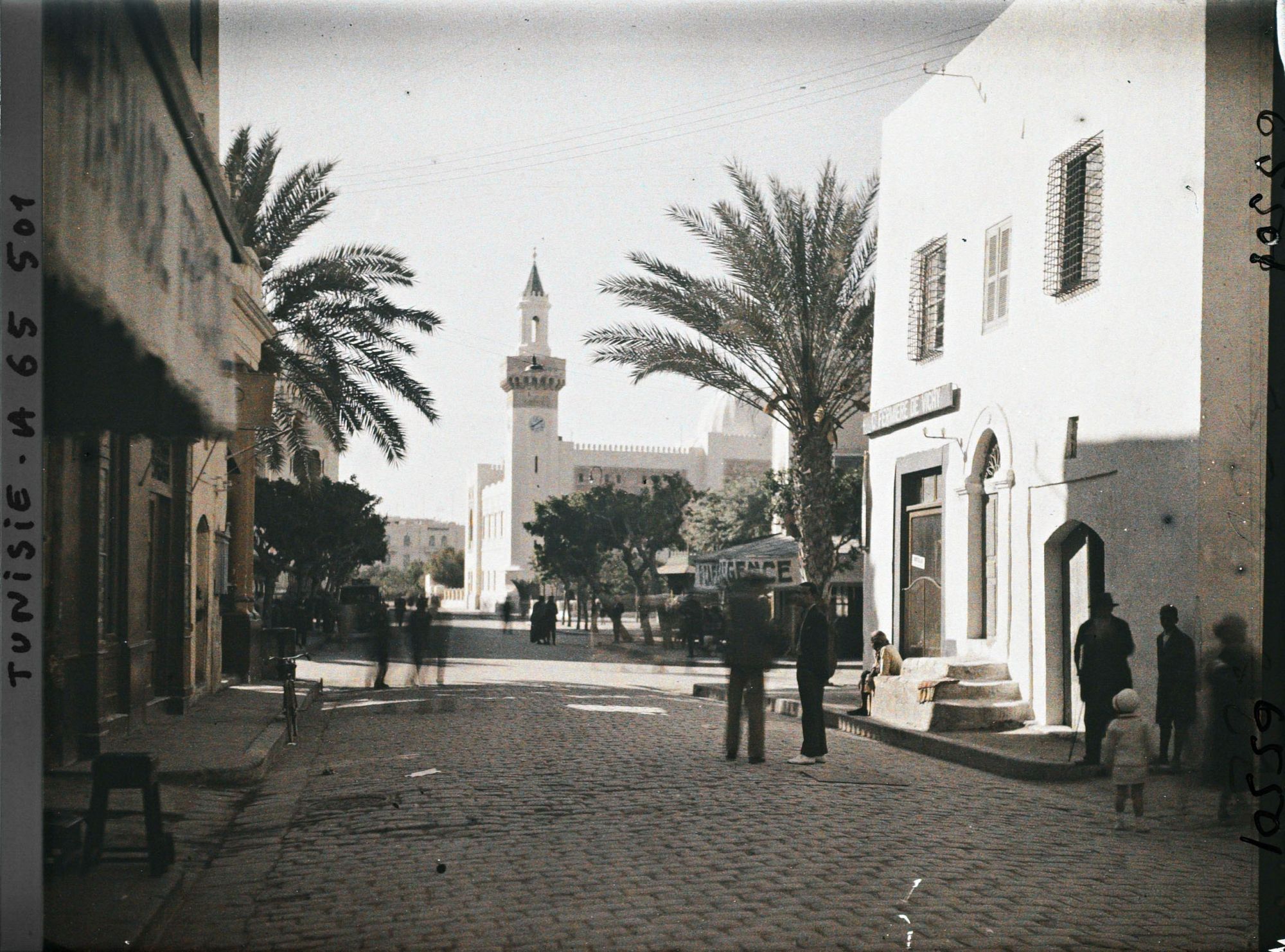 Image représentant La rue de la République et l'Hôtel de ville
