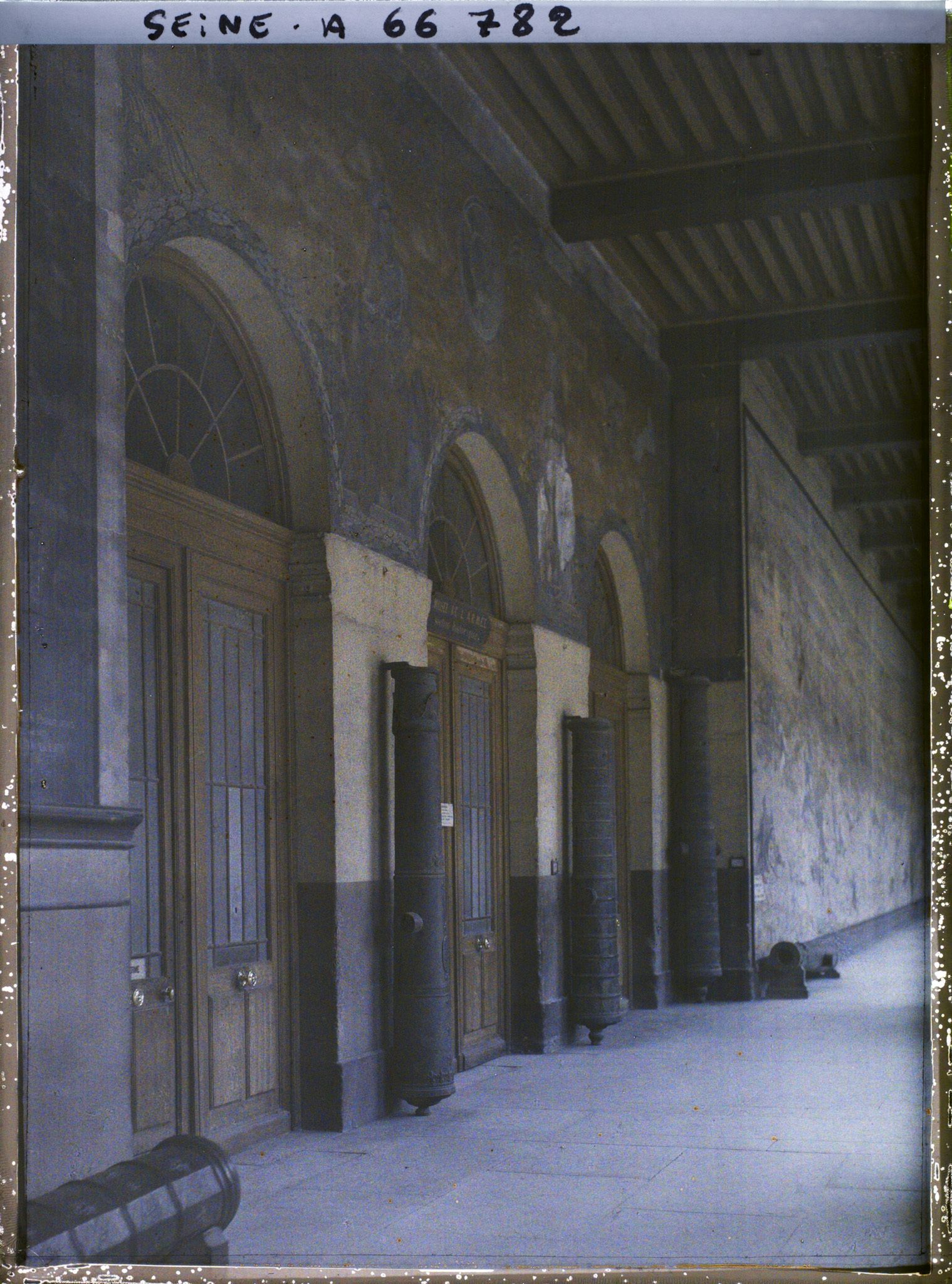 Image représentant L'hôtel des Invalides, l'entrée du musée de l'armée